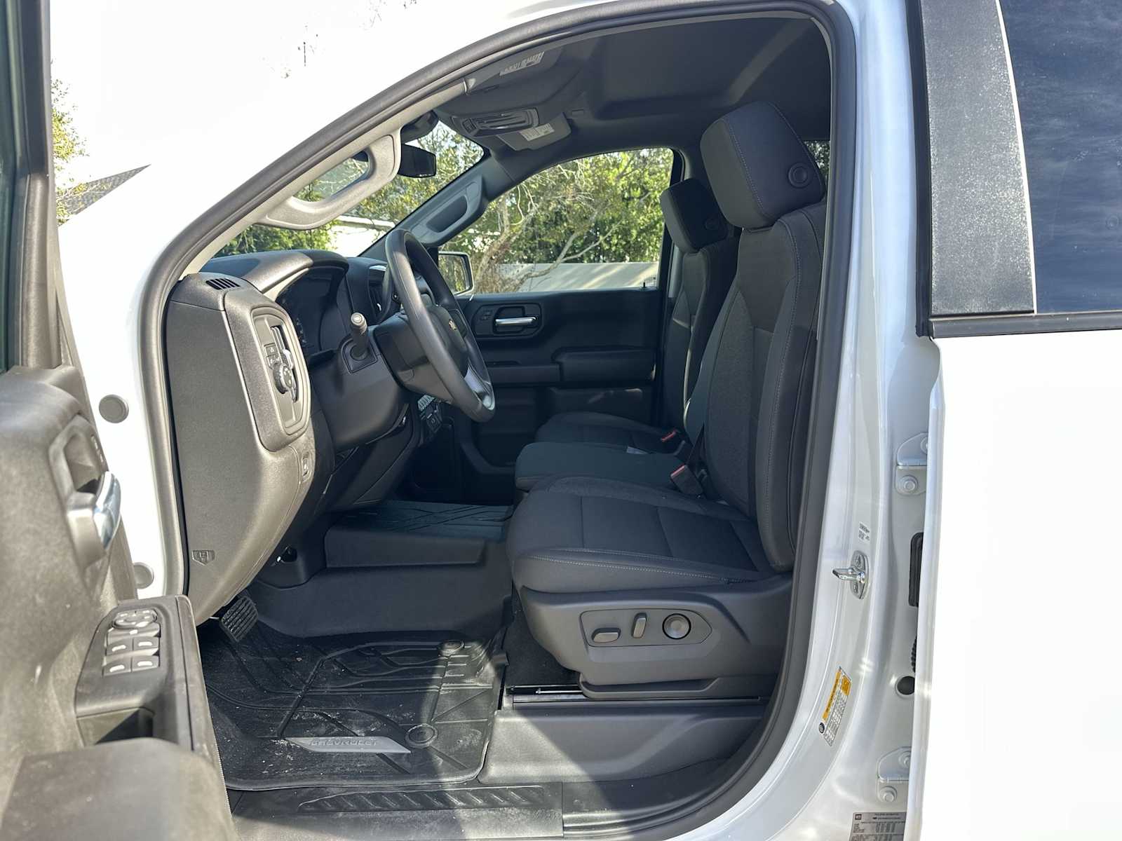 Thumbnail: 2026 Chevrolet Silverado 1500 - 2