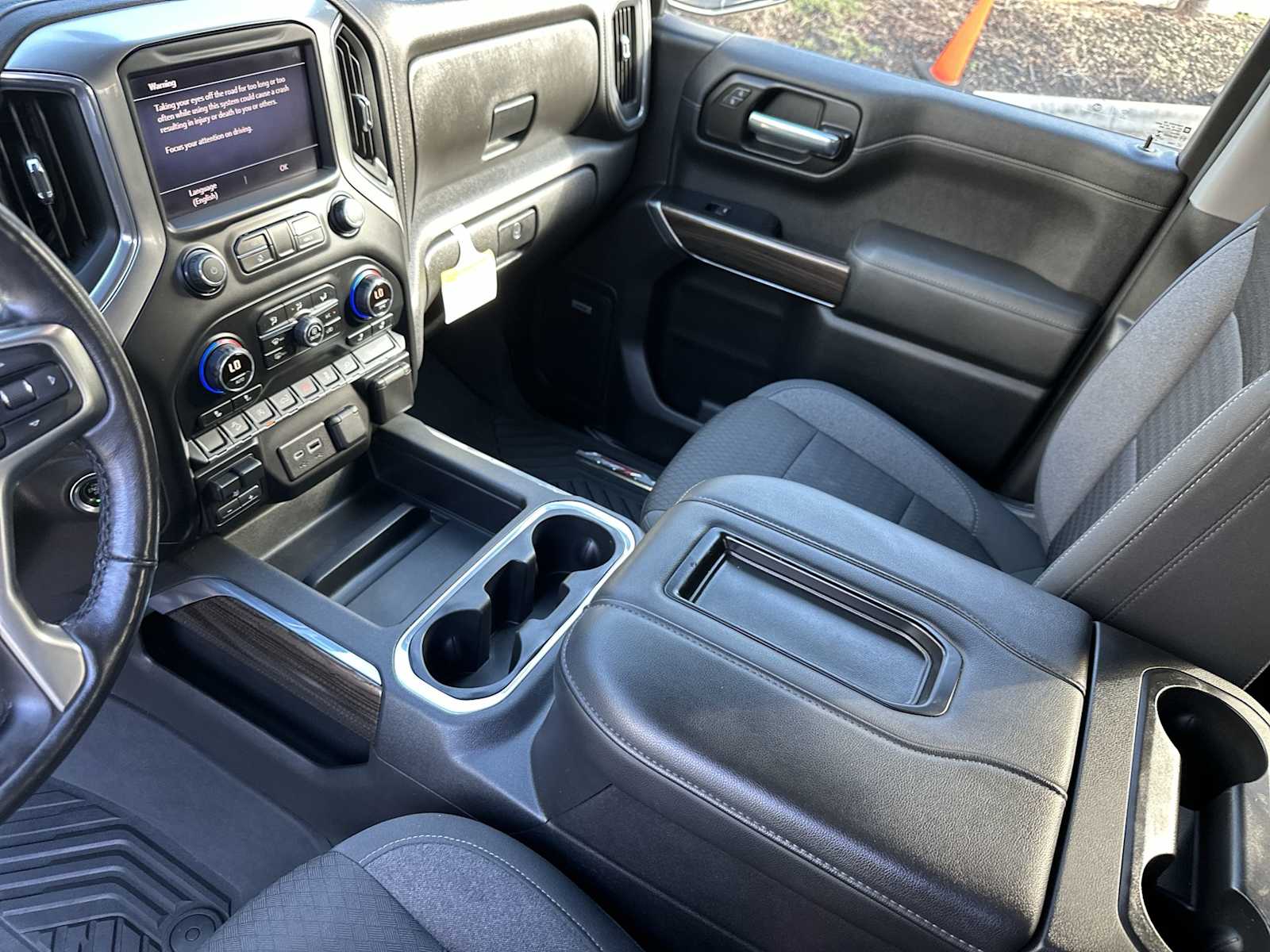 Thumbnail: 2020 Chevrolet Silverado 1500 - 21