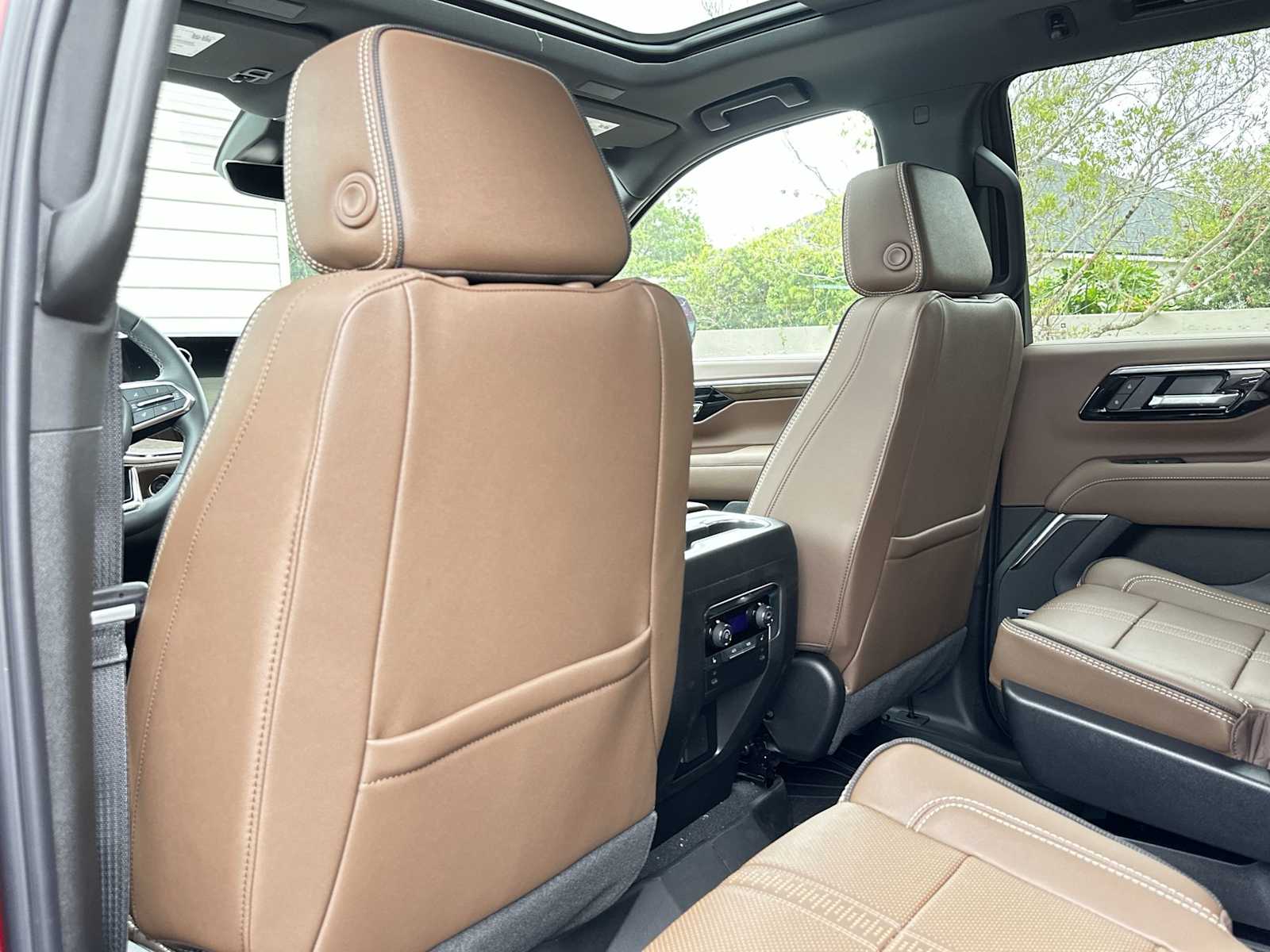 Thumbnail: 2026 Chevrolet Tahoe - 16
