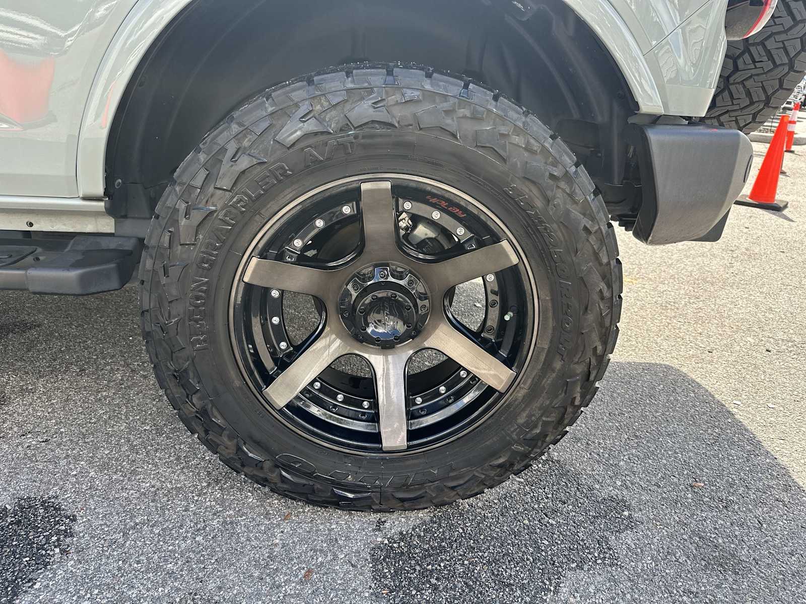 Thumbnail: 2023 Ford Bronco - 12