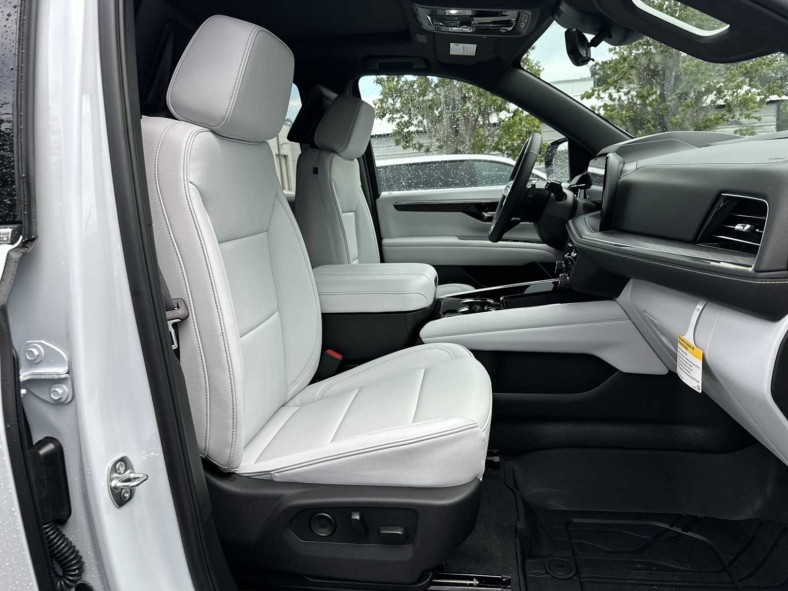 Thumbnail: 2026 Chevrolet Tahoe - 20