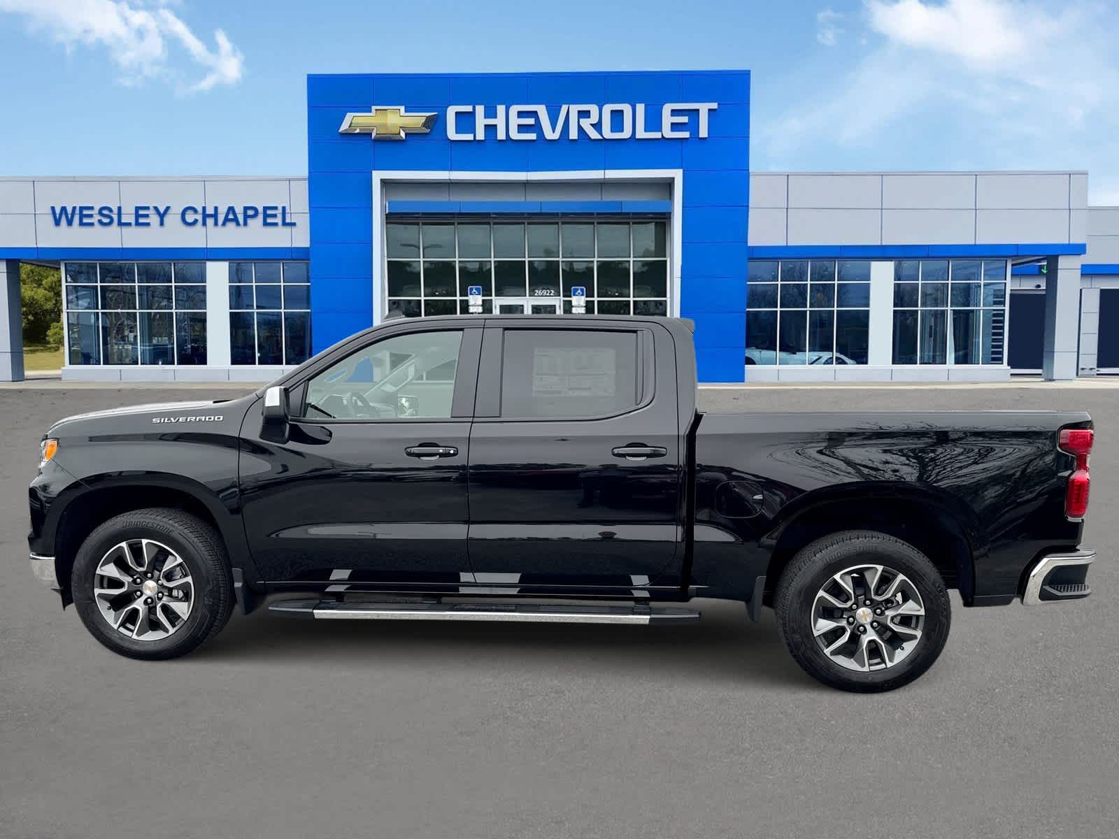 2025 Chevrolet Silverado 1500 LT 5
