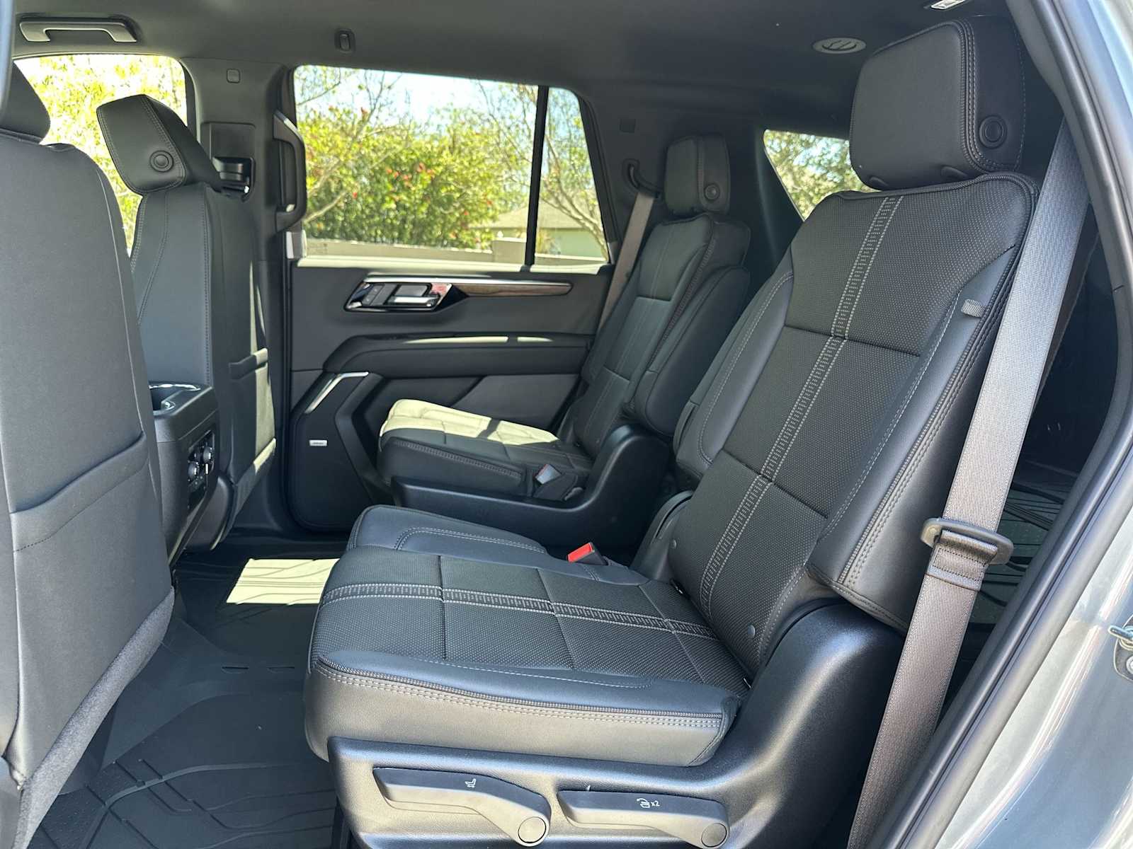 Thumbnail: 2026 Chevrolet Tahoe - 17