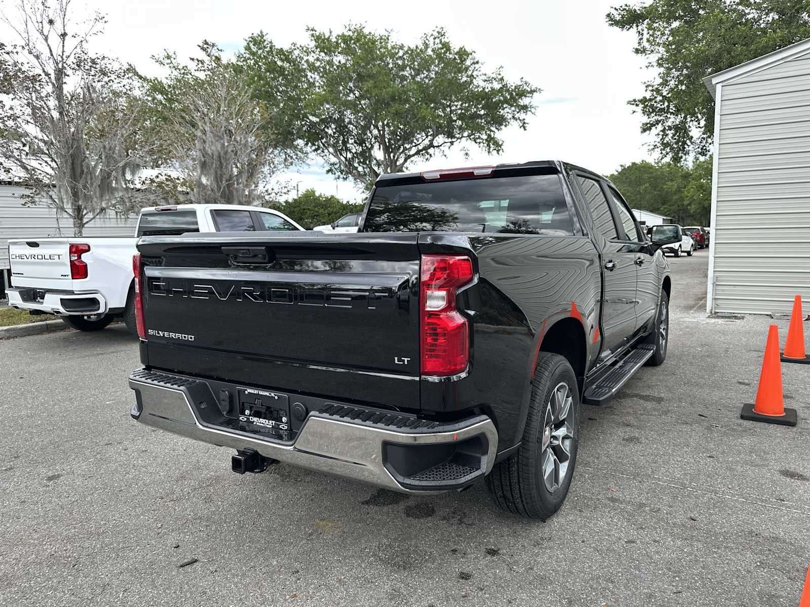 Thumbnail: 2026 Chevrolet Silverado 1500 - 6