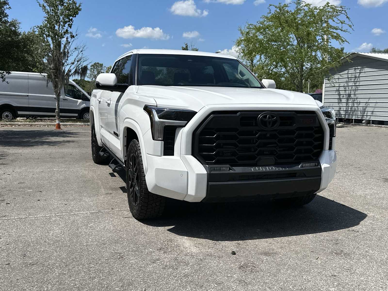 Thumbnail: 2023 Toyota Tundra - 8