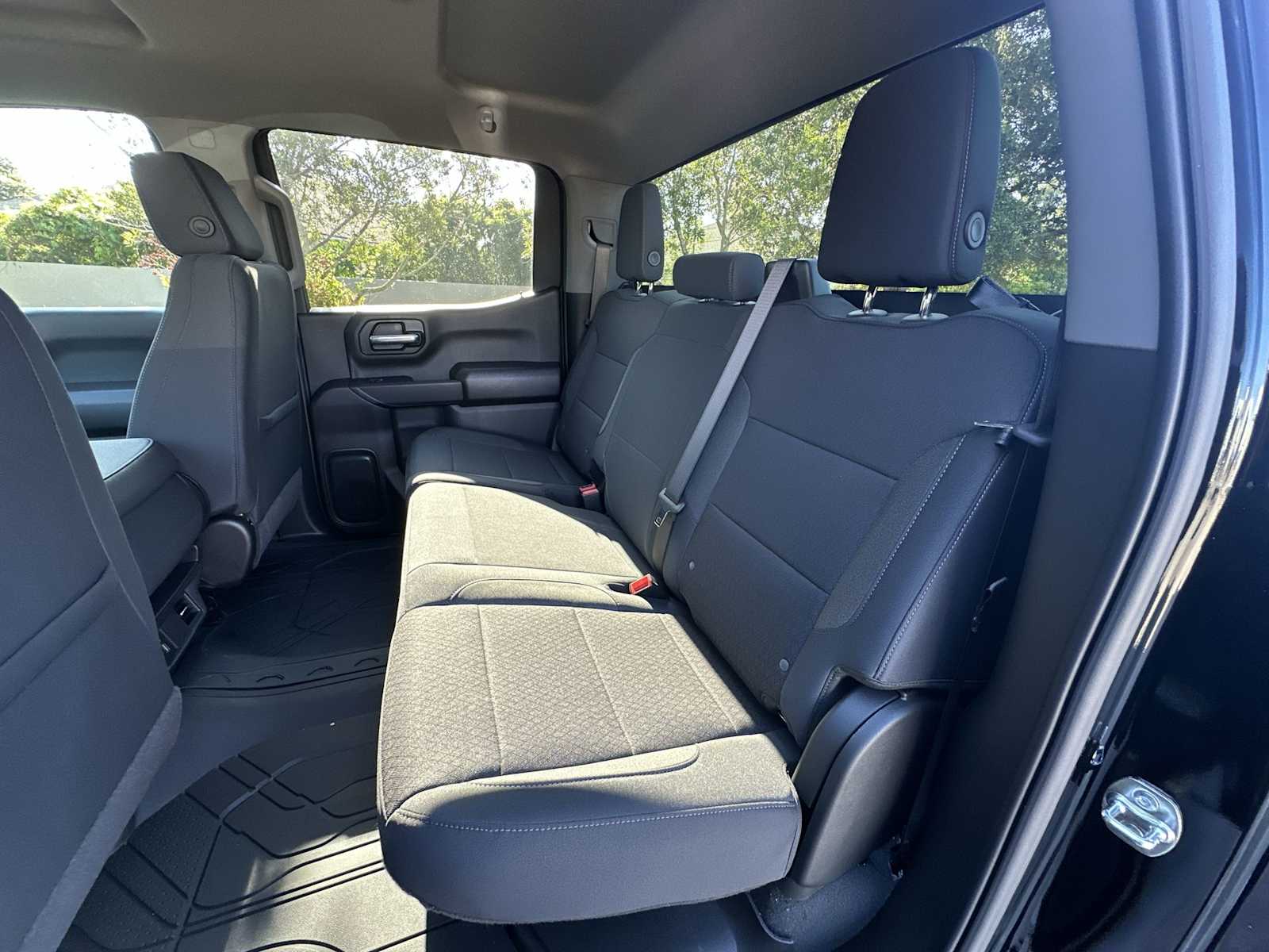 Thumbnail: 2026 Chevrolet Silverado 1500 - 17