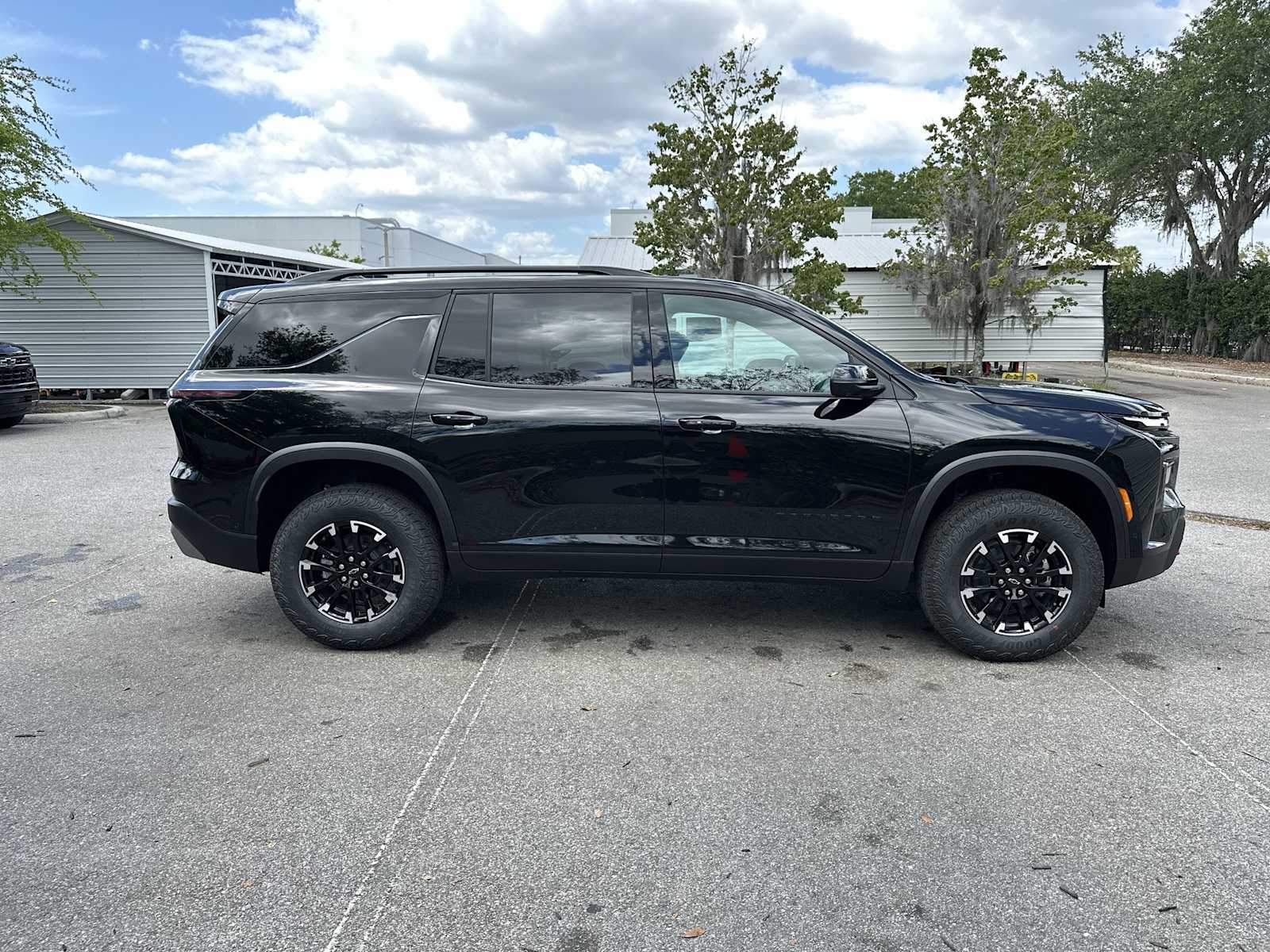 Thumbnail: 2026 Chevrolet Traverse - 8
