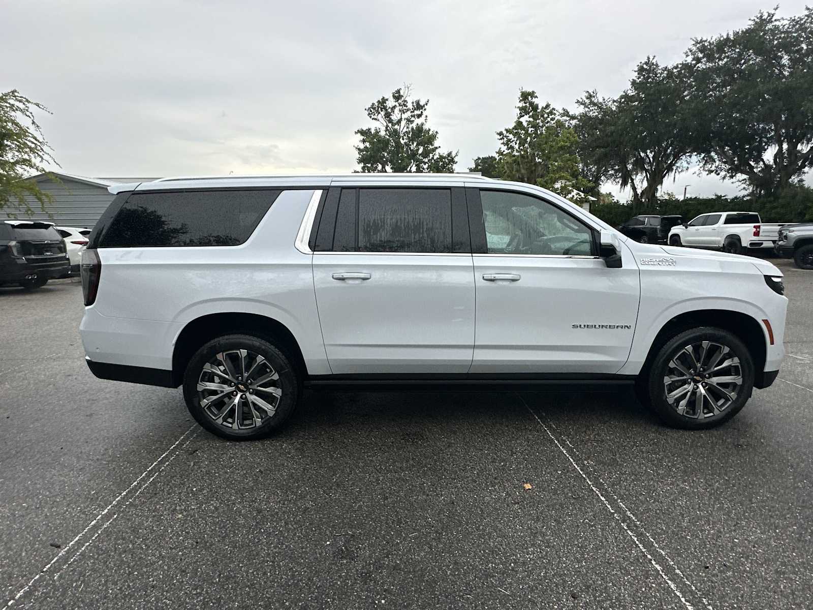 Thumbnail: 2026 Chevrolet Suburban - 7