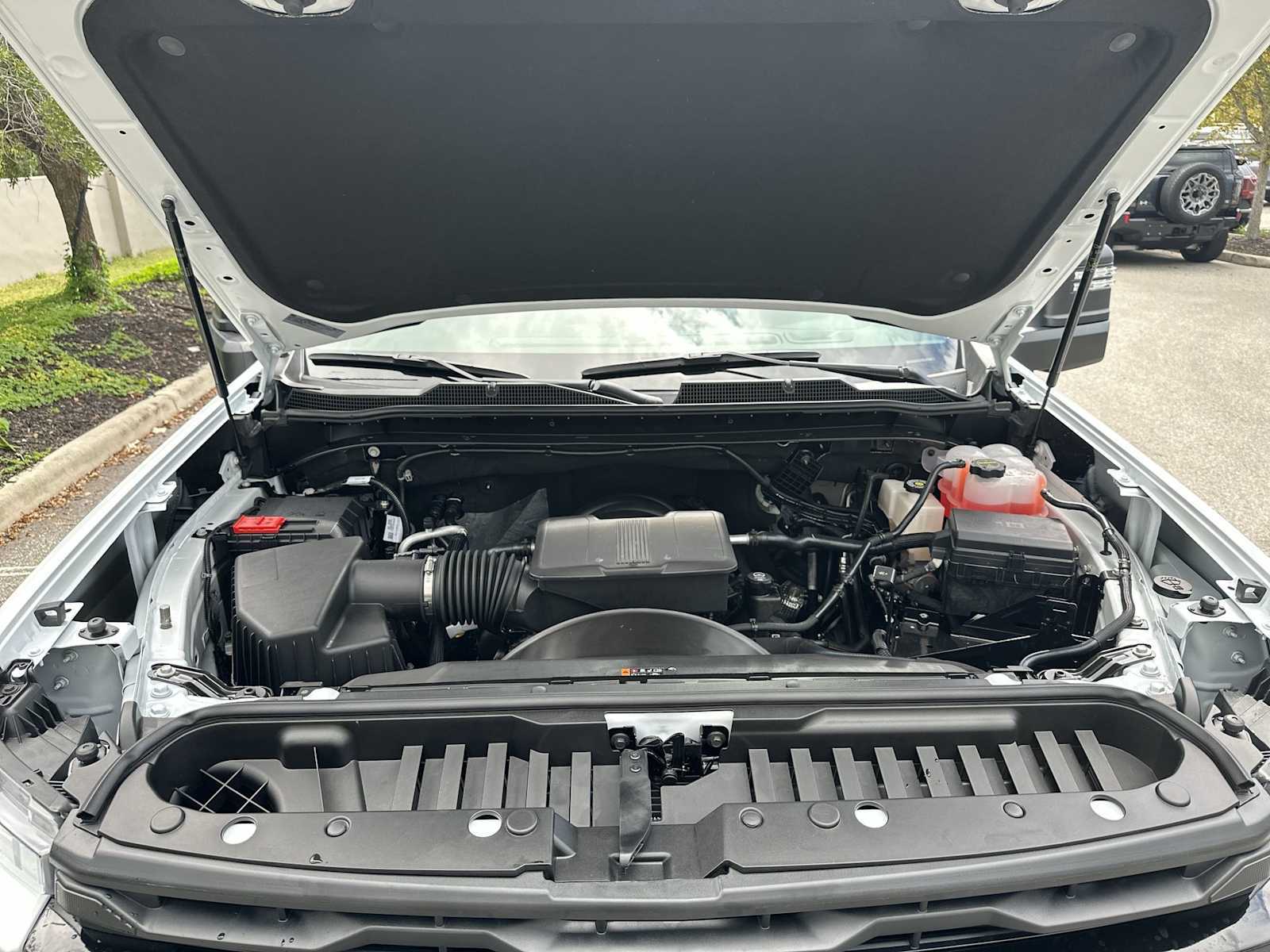 Thumbnail: 2026 Chevrolet Silverado 2500 - 13