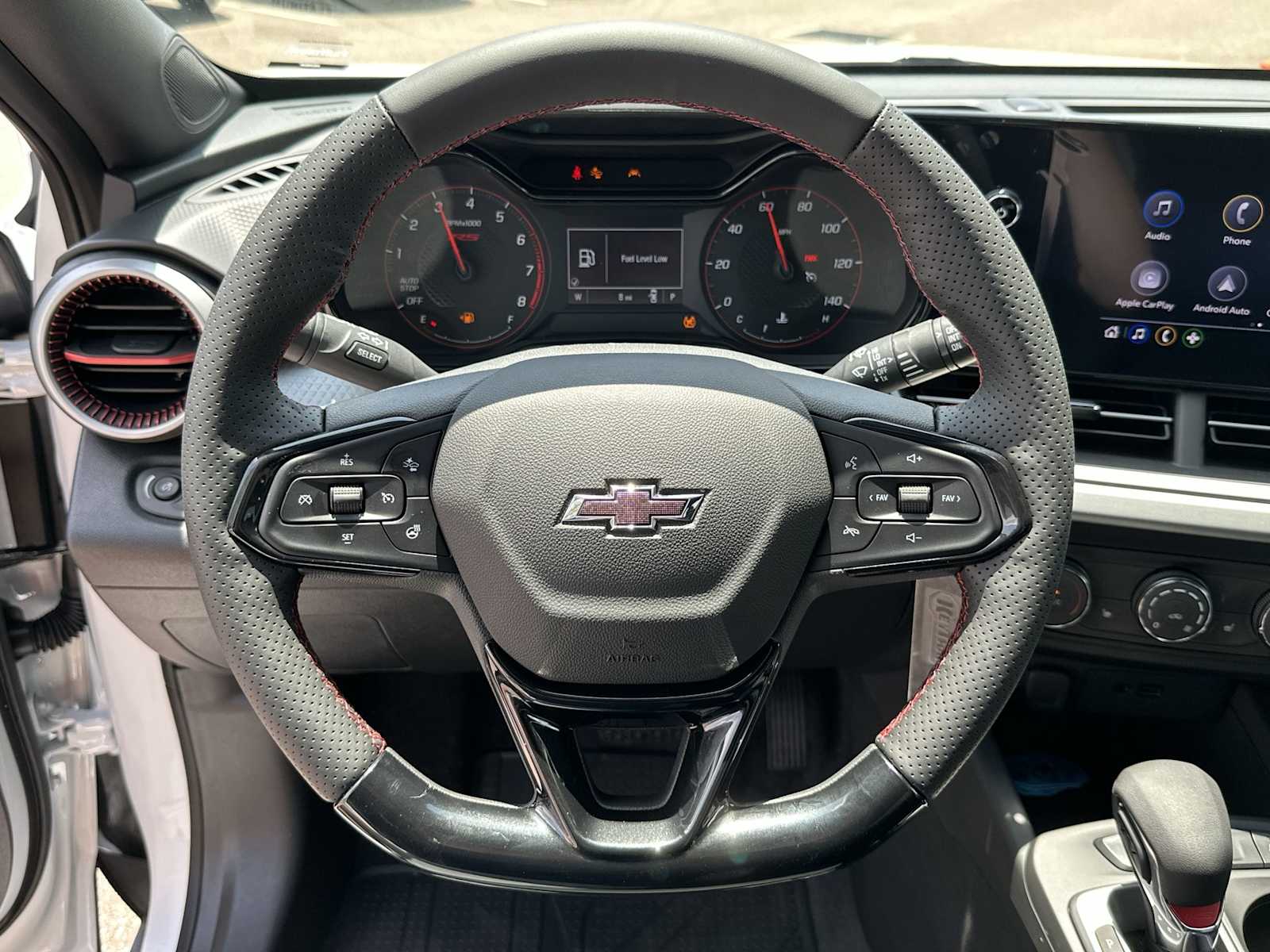 2025 Chevrolet Trax RS 15