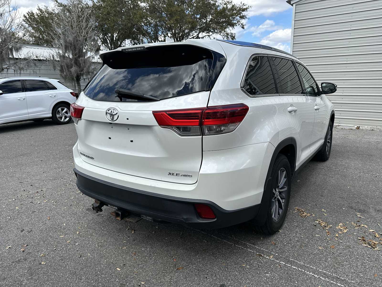Thumbnail: 2019 Toyota Highlander - 6