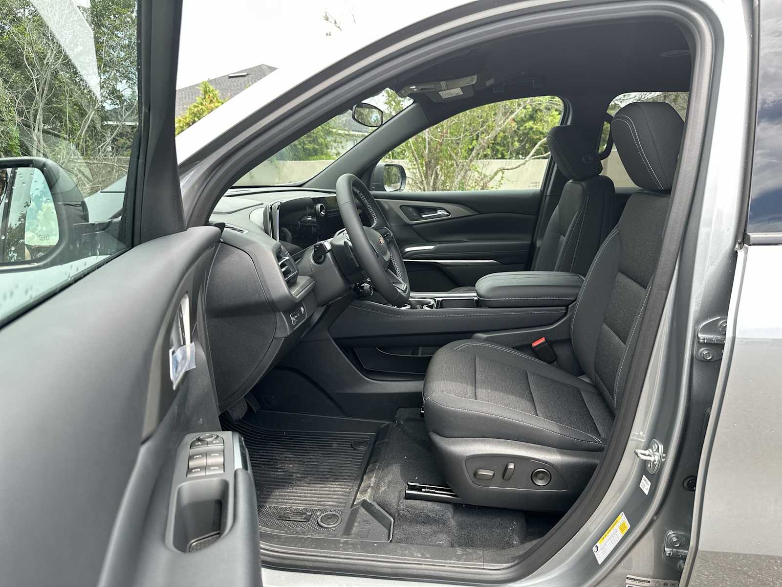 Thumbnail: 2026 Chevrolet Traverse - 2