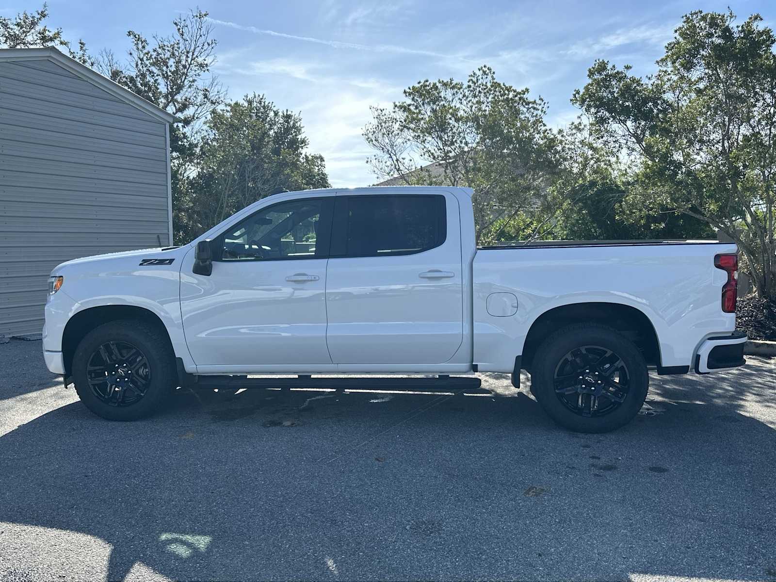 Thumbnail: 2026 Chevrolet Silverado 1500 - 3