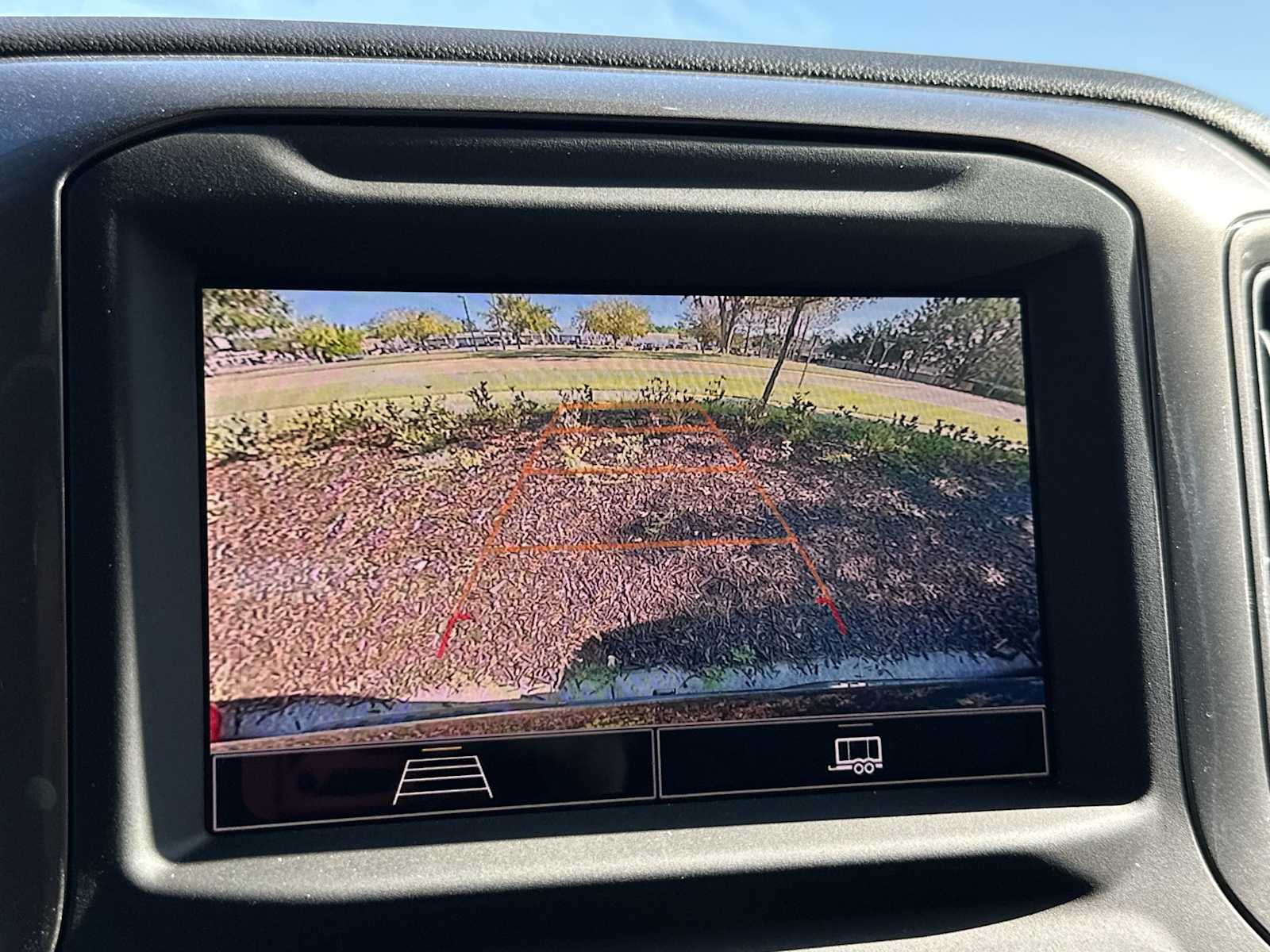 Thumbnail: 2026 Chevrolet Silverado 1500 - 22