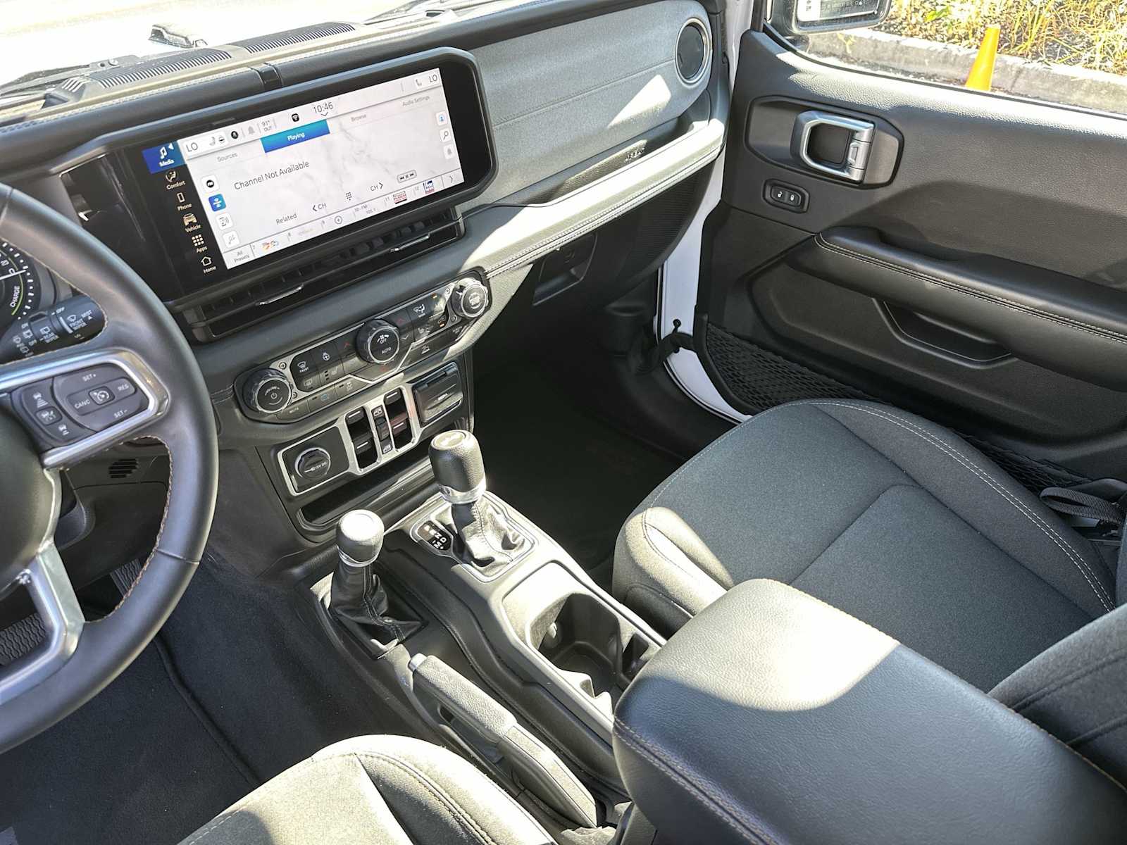 Thumbnail: 2024 Jeep Wrangler - 22