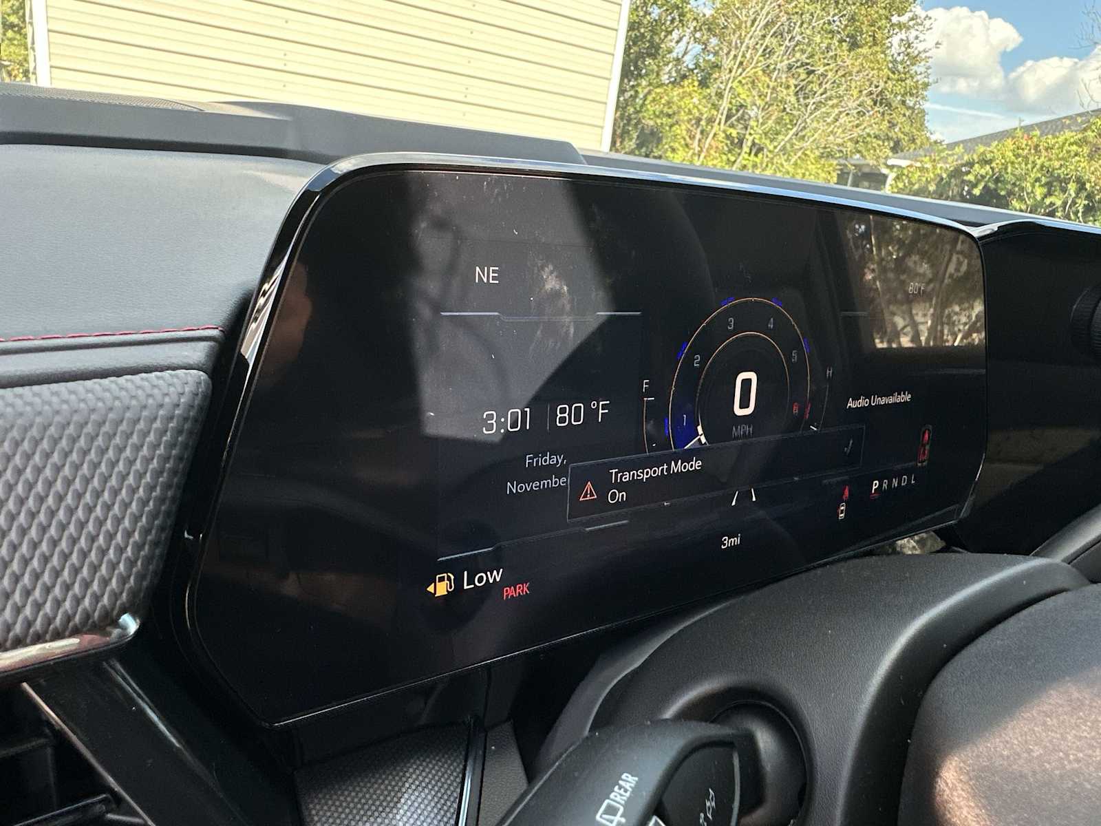 Thumbnail: 2026 Chevrolet Suburban - 25