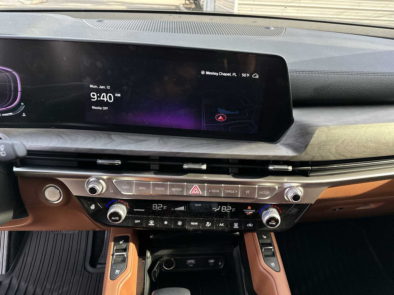 Thumbnail: 2025 Kia Telluride - 21