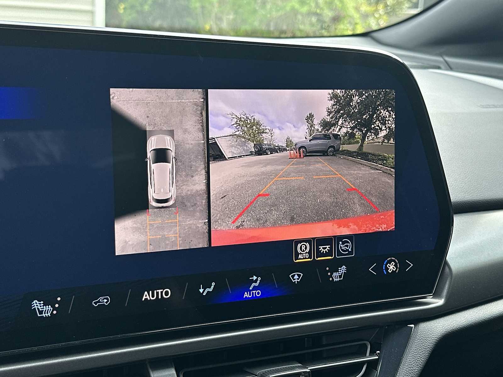 Thumbnail: 2026 Chevrolet Equinox - 23