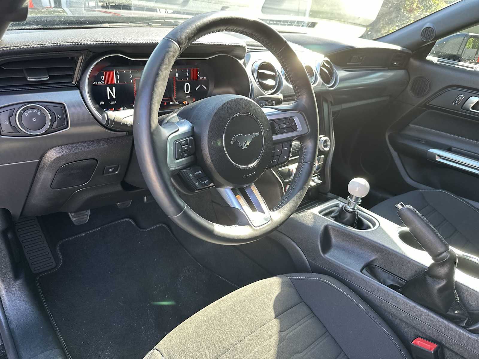 Thumbnail: 2022 Ford Mustang - 14