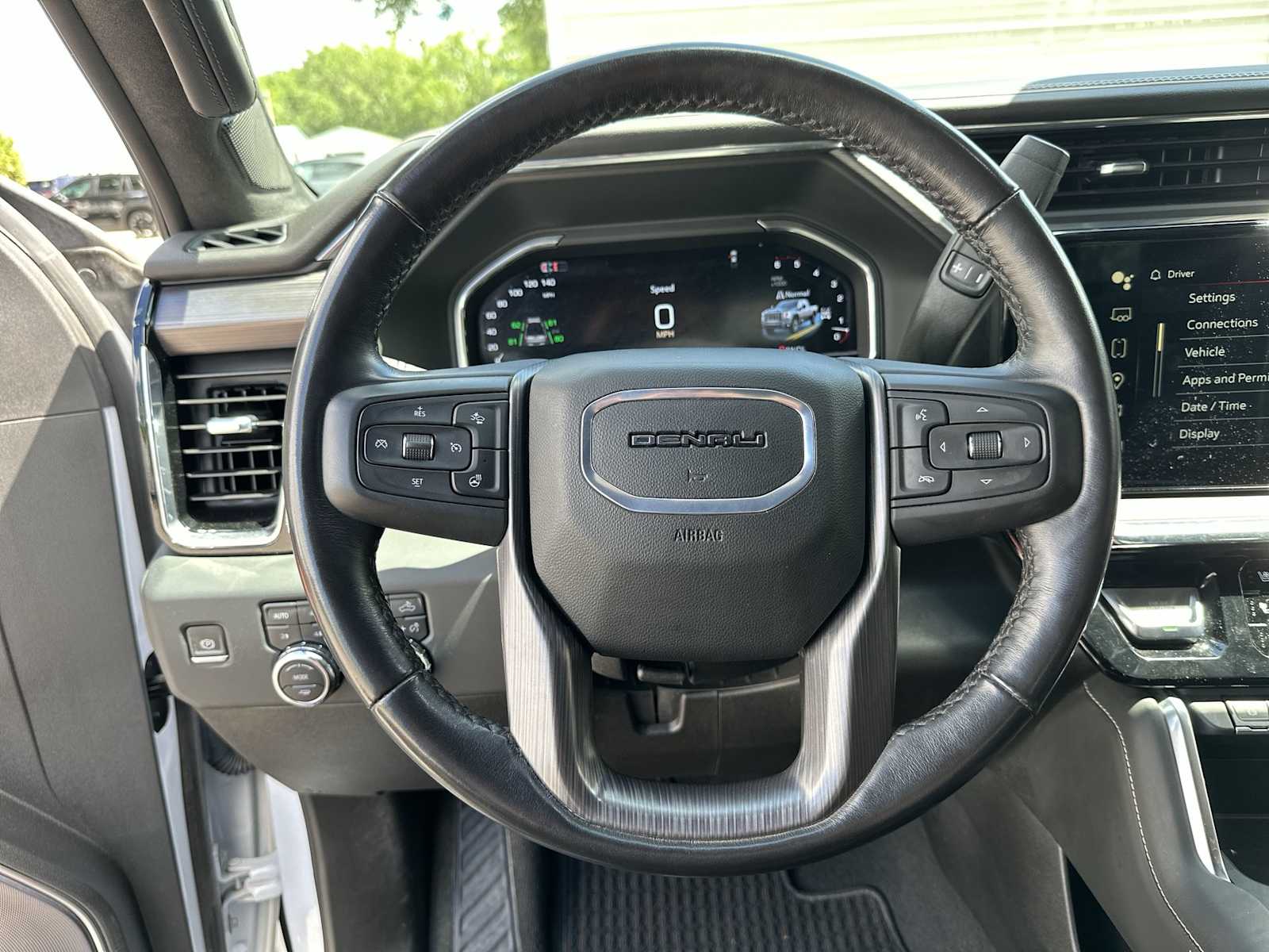 Thumbnail: 2024 GMC Sierra 3500 - 21