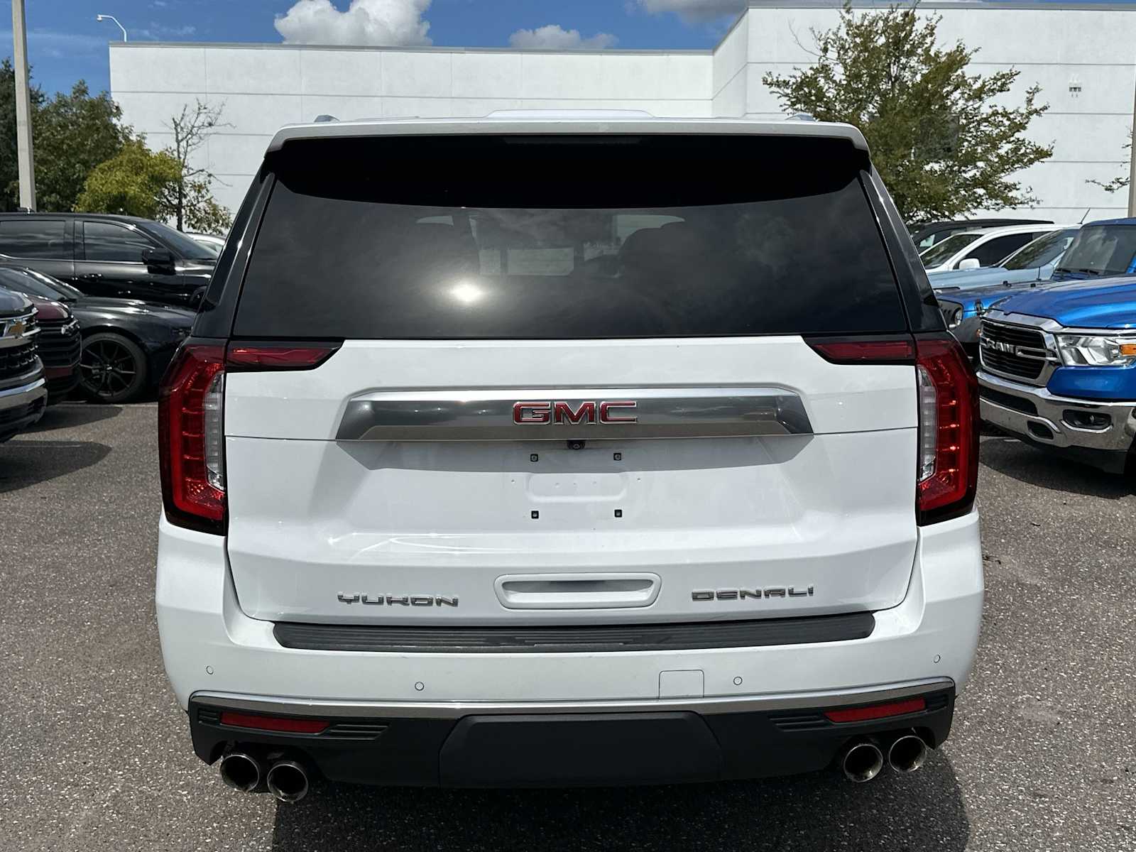 Thumbnail: 2024 GMC Yukon XL - 5