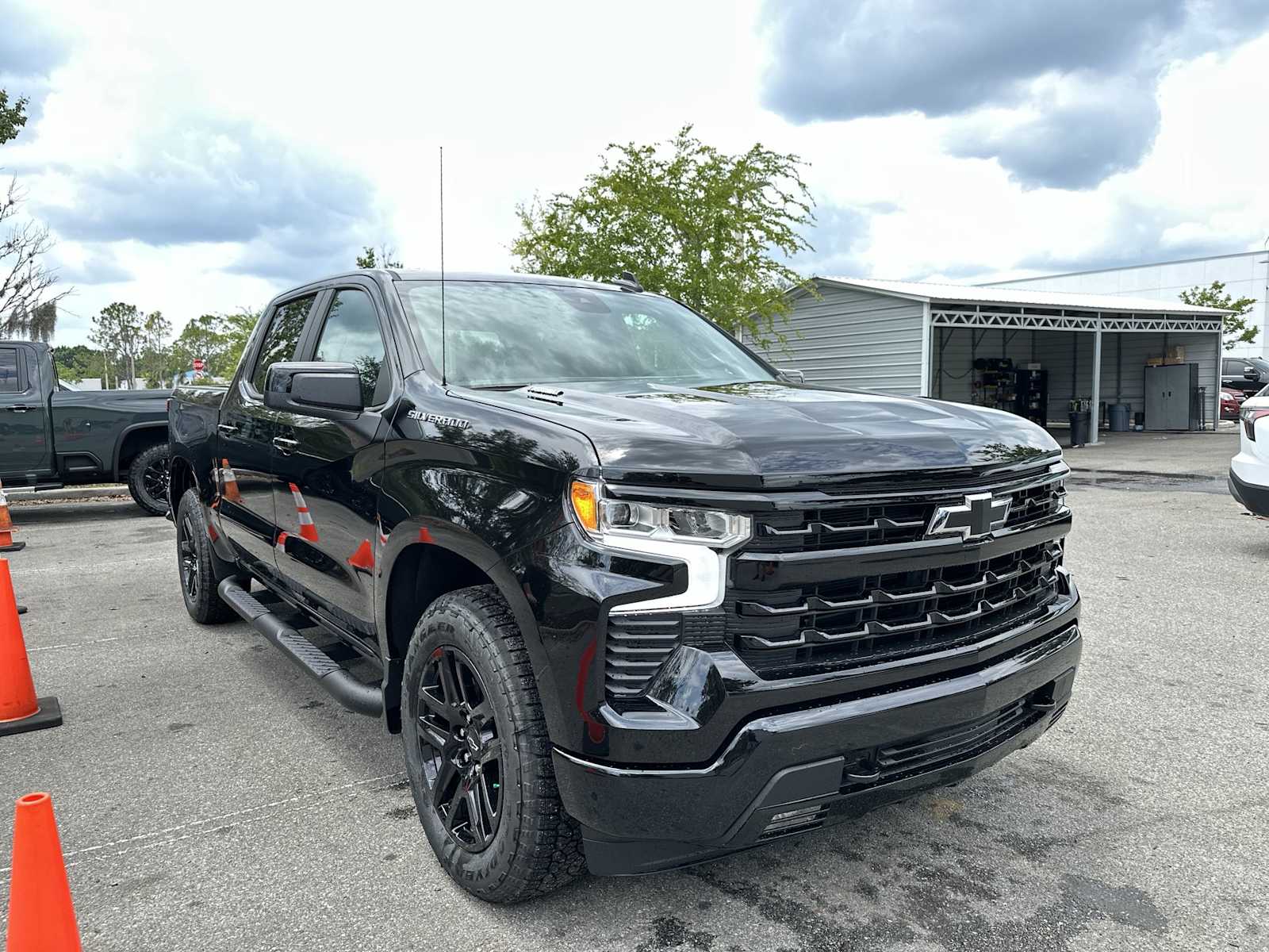 Thumbnail: 2026 Chevrolet Silverado 1500 - 8