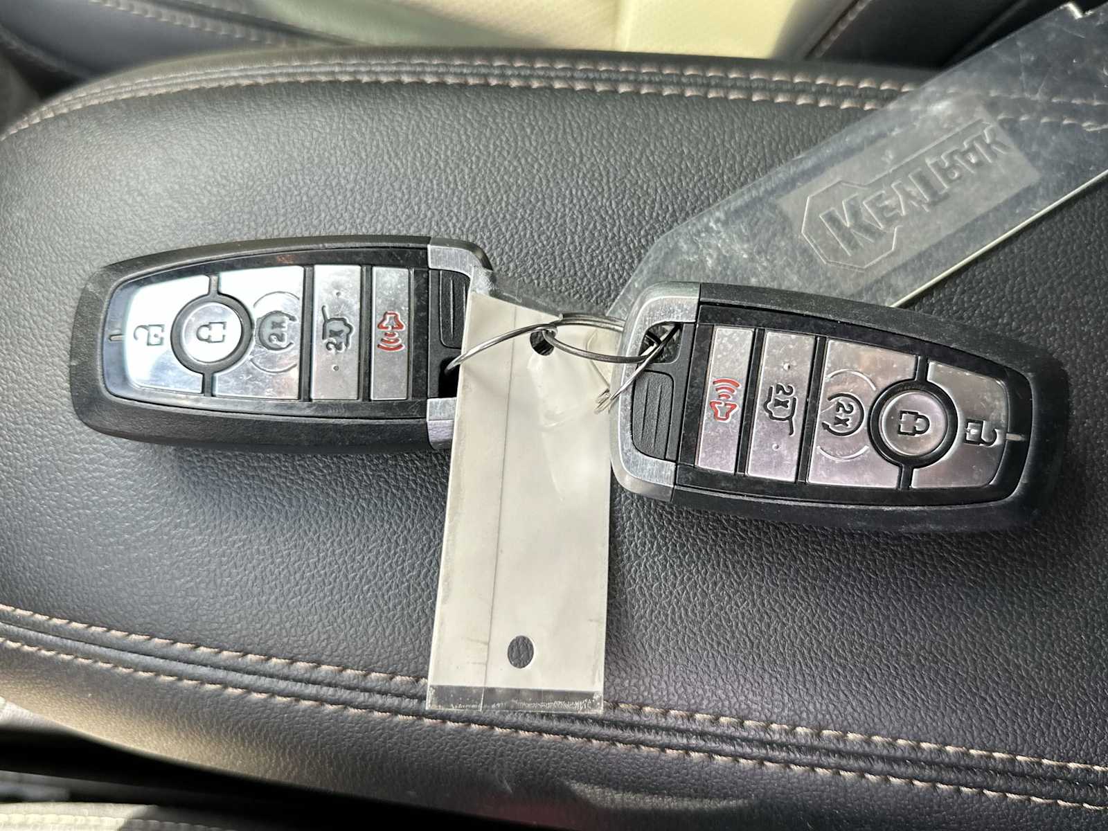 Thumbnail: 2022 Ford Escape - 26