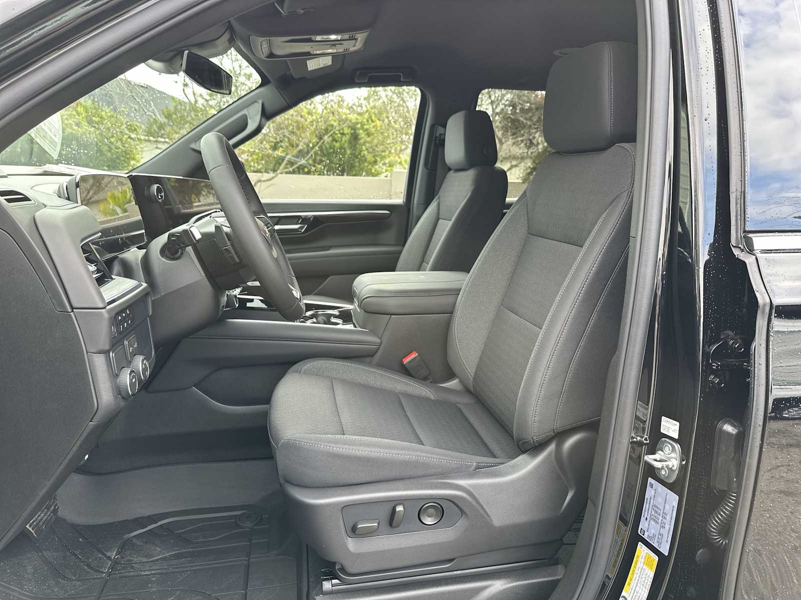 Thumbnail: 2026 Chevrolet Tahoe - 2