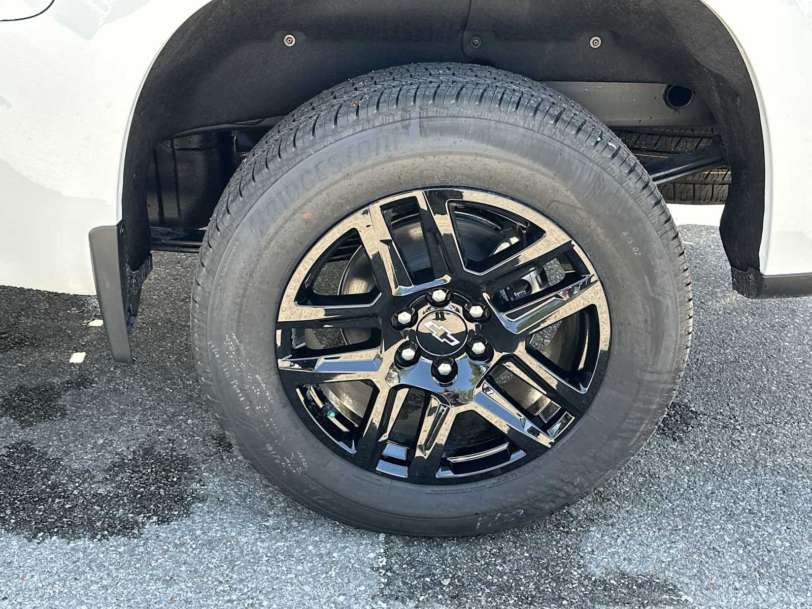 Thumbnail: 2026 Chevrolet Silverado 1500 - 12