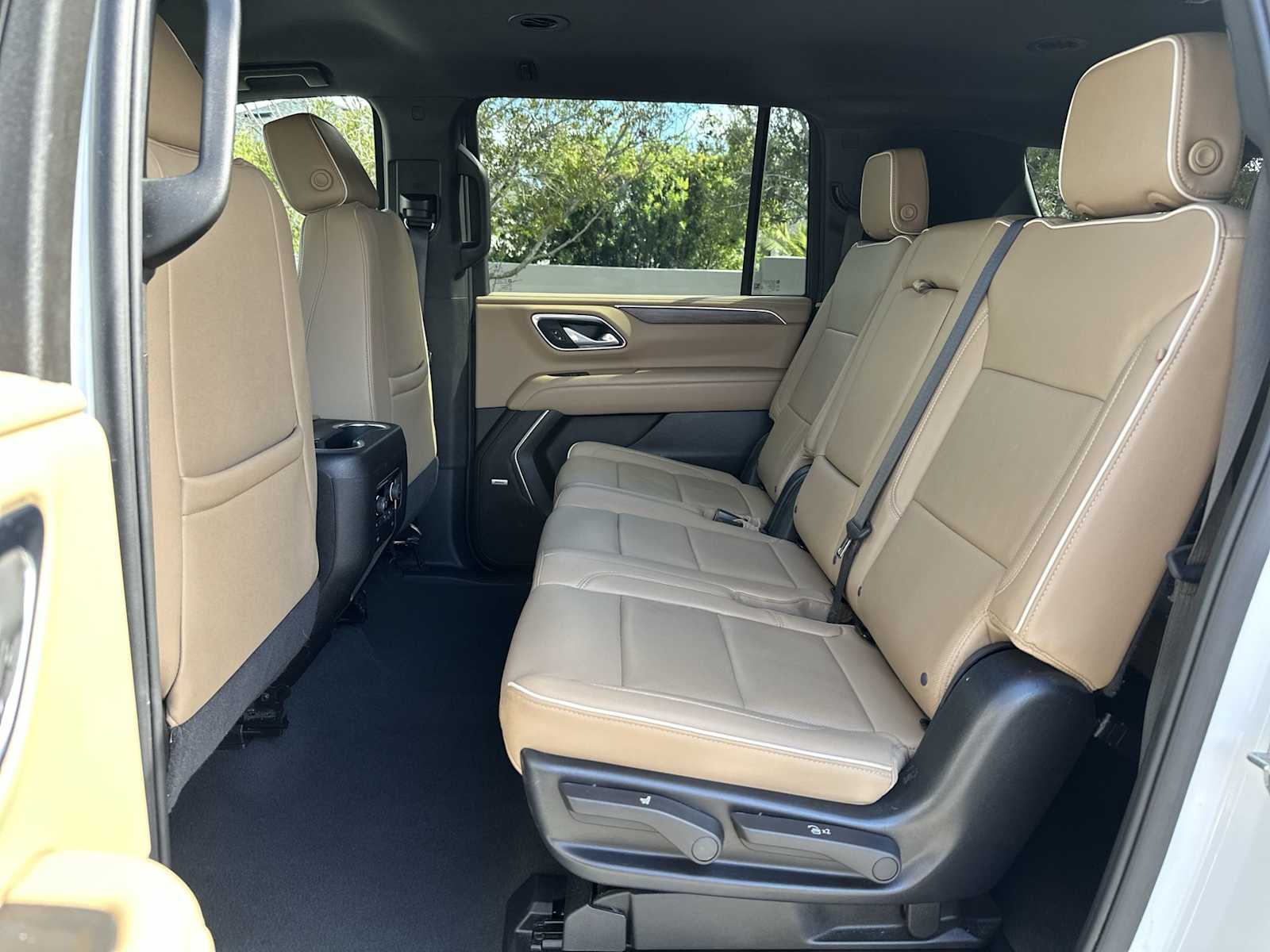 Thumbnail: 2024 Chevrolet Suburban - 17