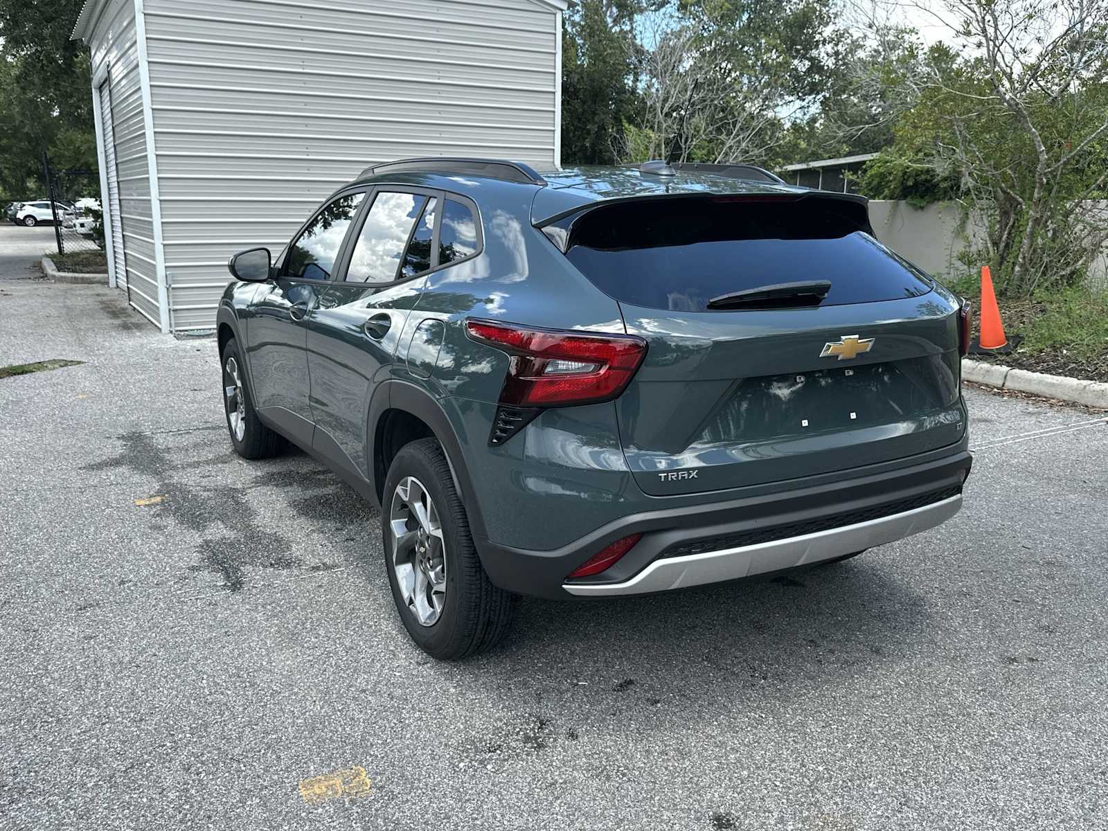 Thumbnail: 2025 Chevrolet Trax - 3