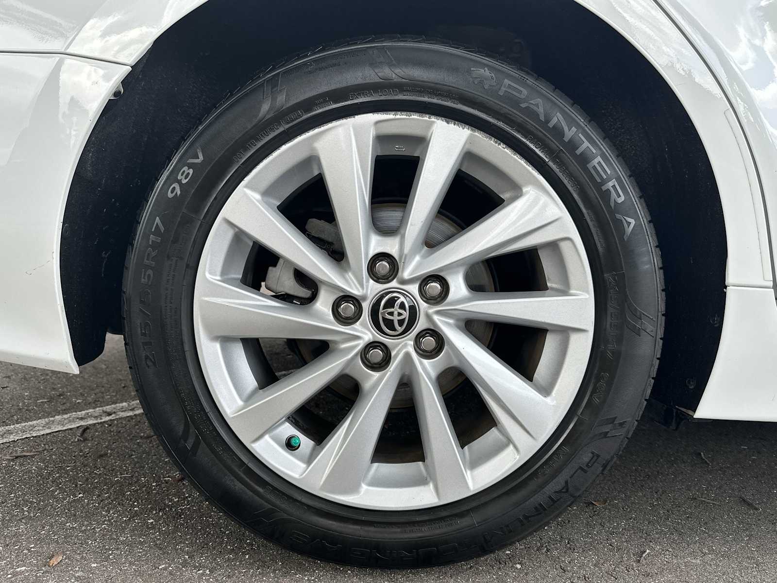 2021 Toyota Camry LE 9