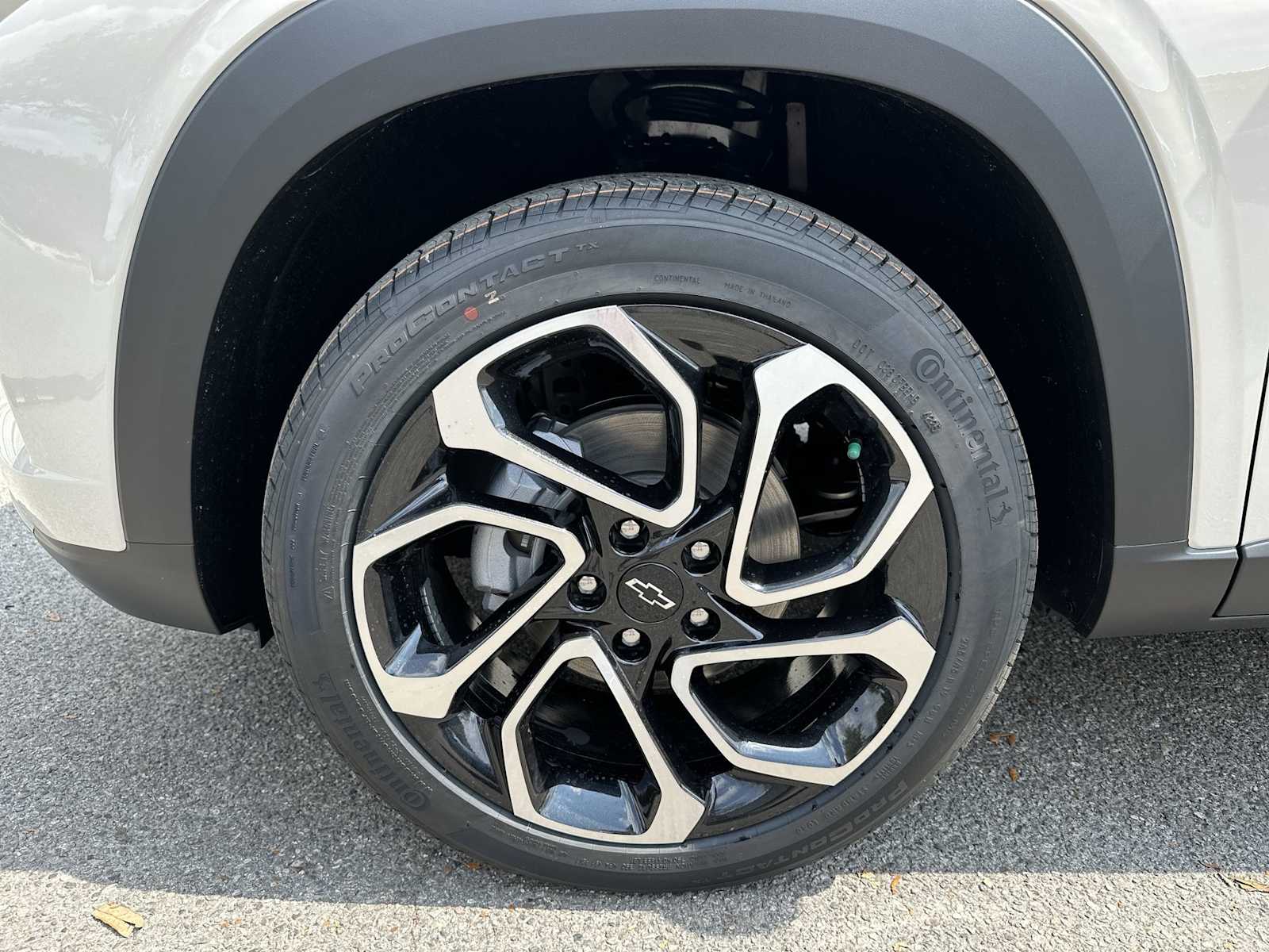 Thumbnail: 2026 Chevrolet Trax - 12