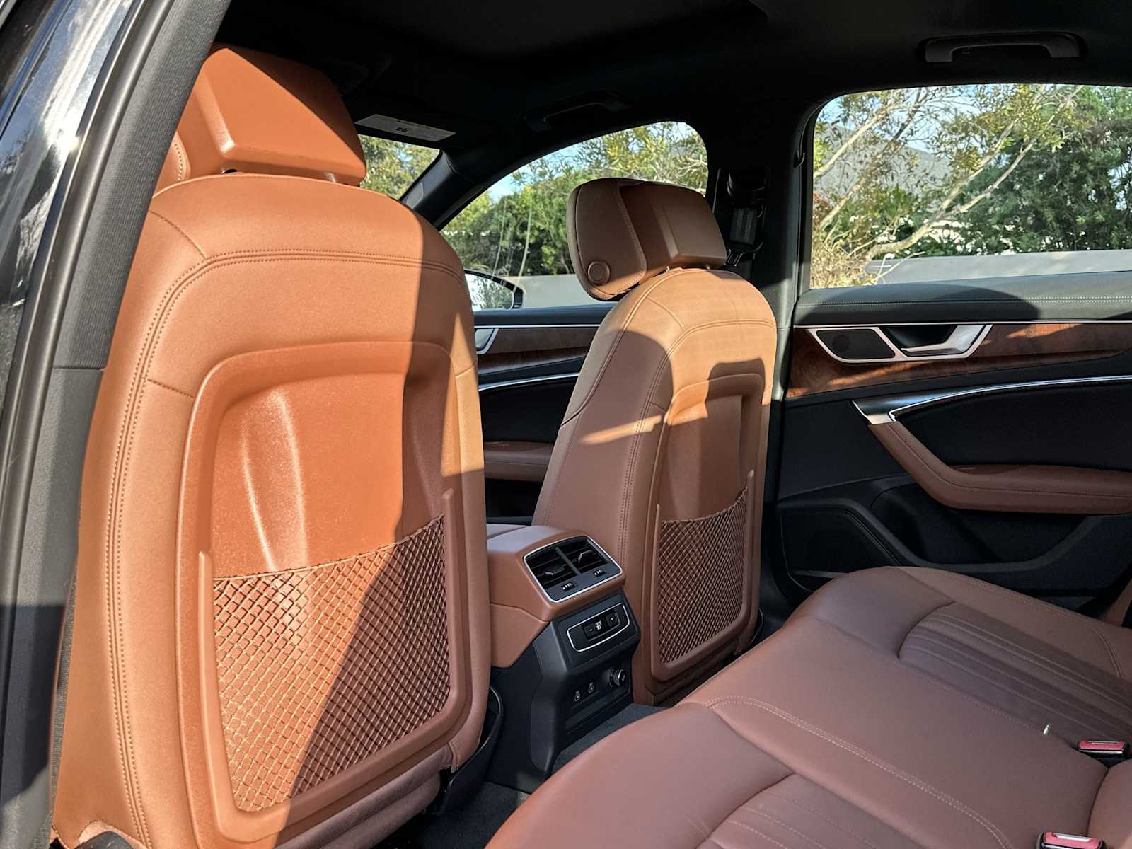 Thumbnail: 2022 Audi A6 - 16