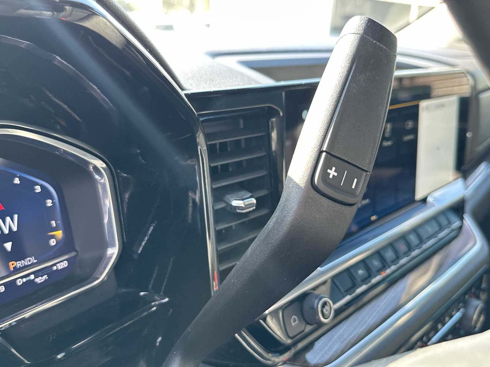 Thumbnail: 2024 Chevrolet Silverado 1500 - 23