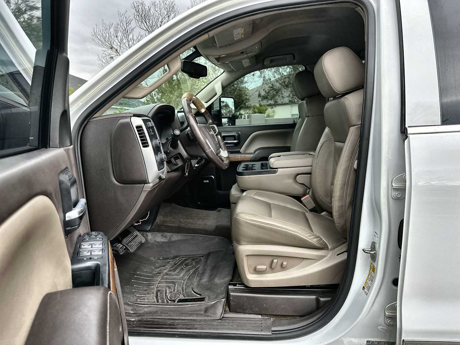 Thumbnail: 2015 GMC Sierra 2500 - 2