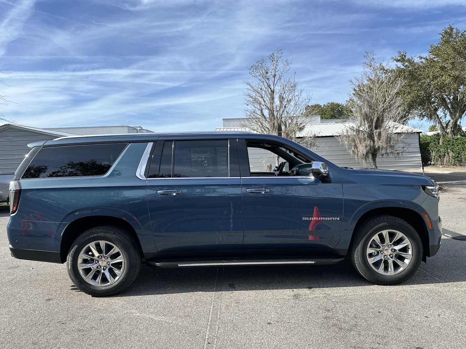 Thumbnail: 2026 Chevrolet Suburban - 7