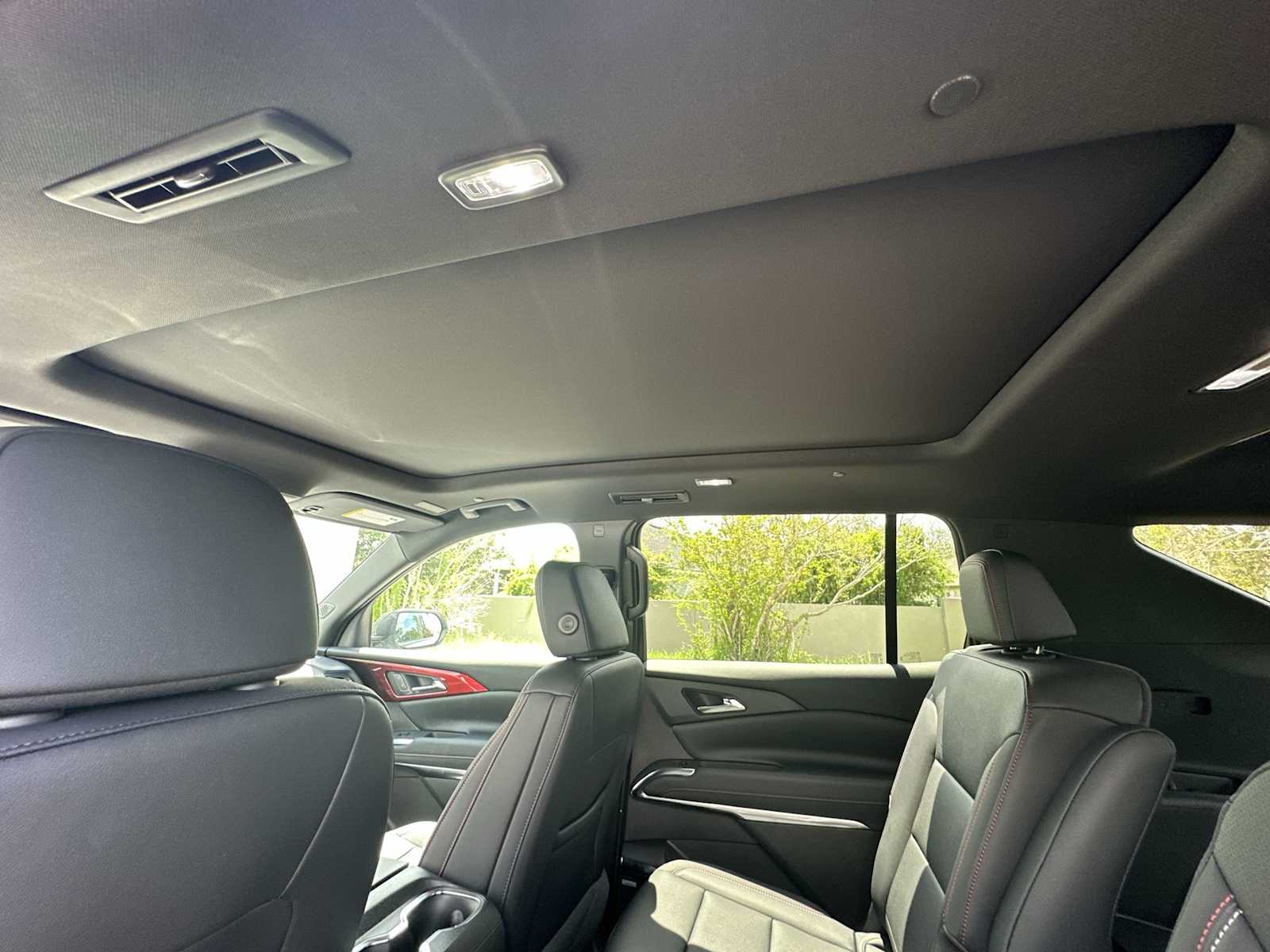 Thumbnail: 2026 Chevrolet Traverse - 17