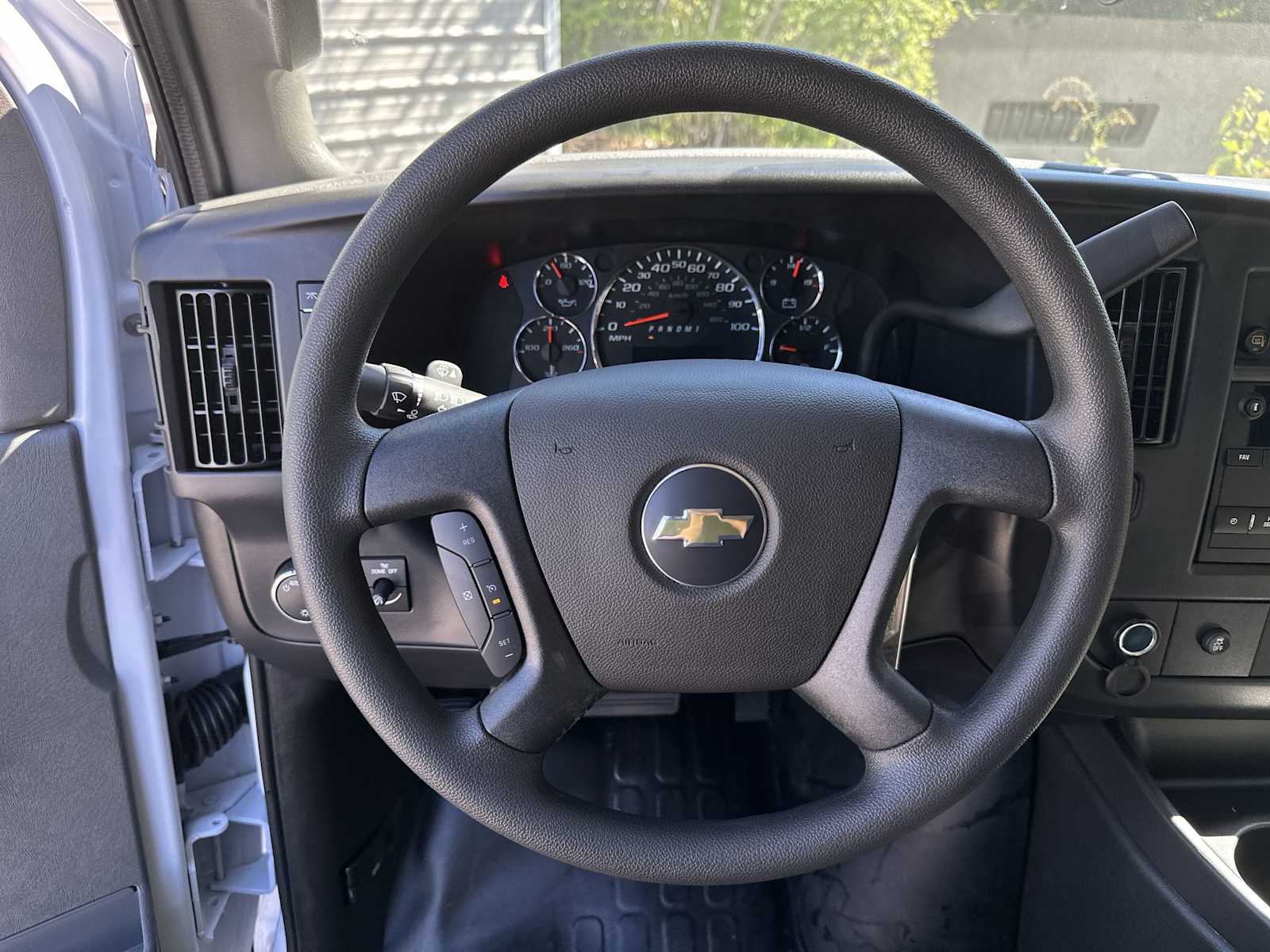 Thumbnail: 2025 Chevrolet Express - 21