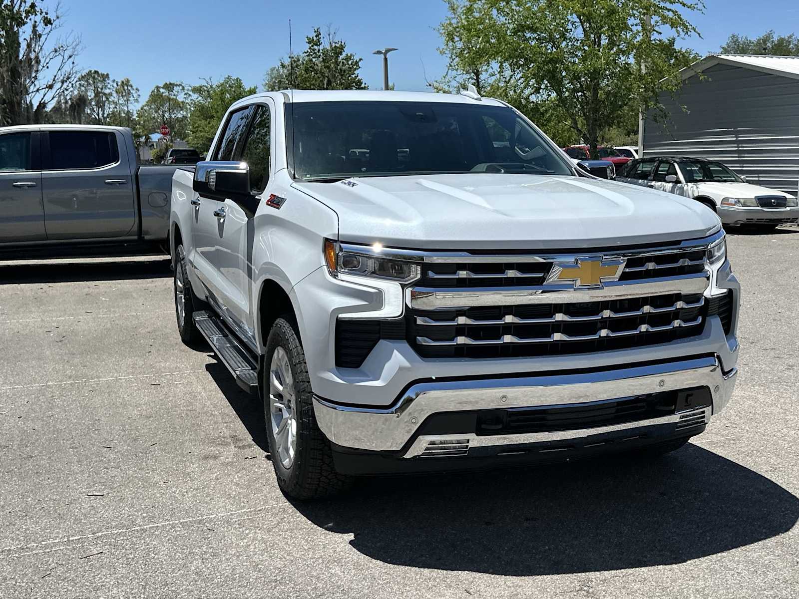 Thumbnail: 2026 Chevrolet Silverado 1500 - 8