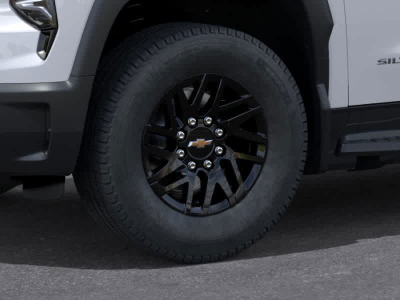 Thumbnail: 2026 Chevrolet Silverado EV - 9