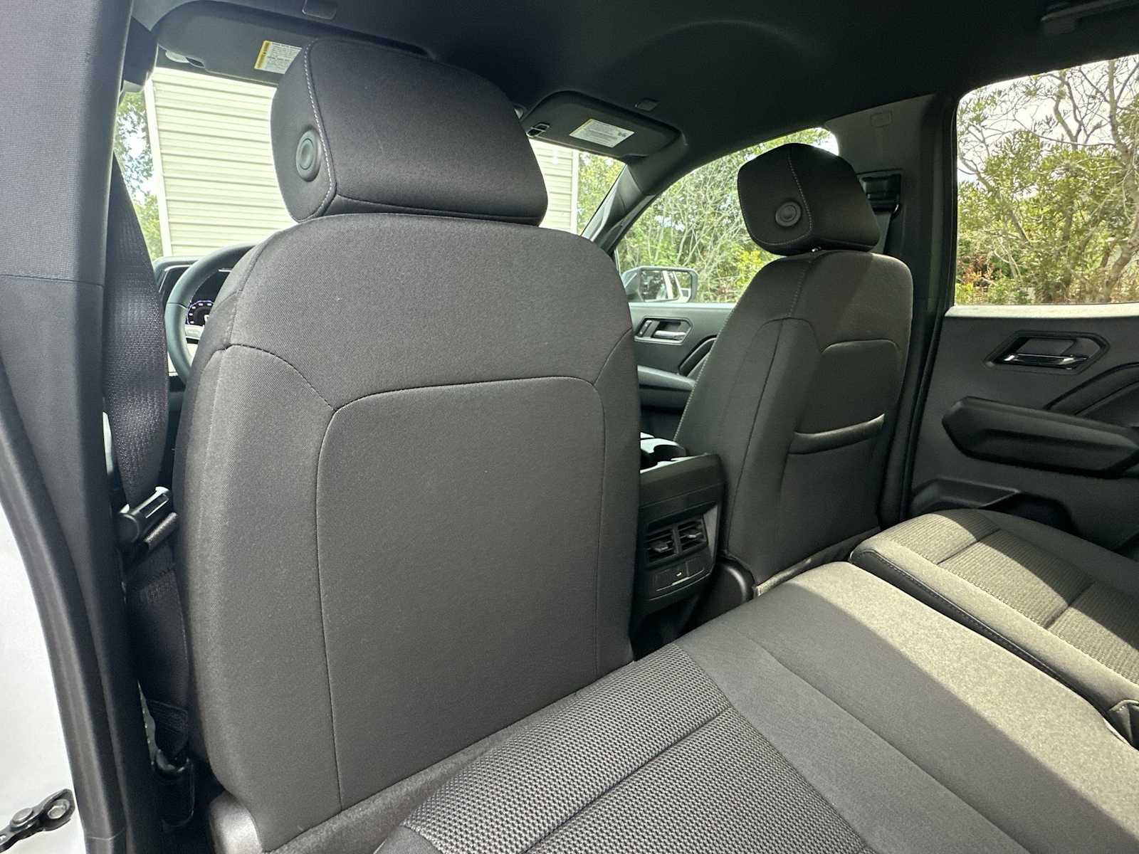 Thumbnail: 2025 Chevrolet Colorado - 16