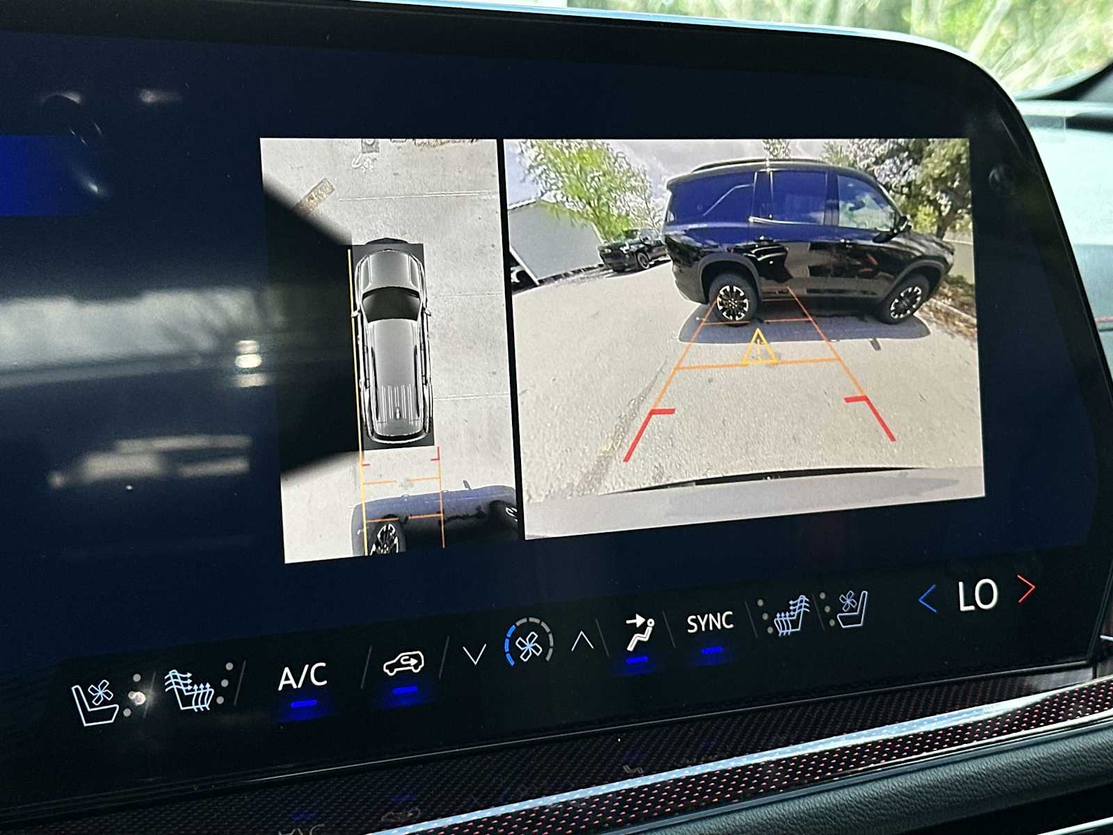 Thumbnail: 2026 Chevrolet Traverse - 22