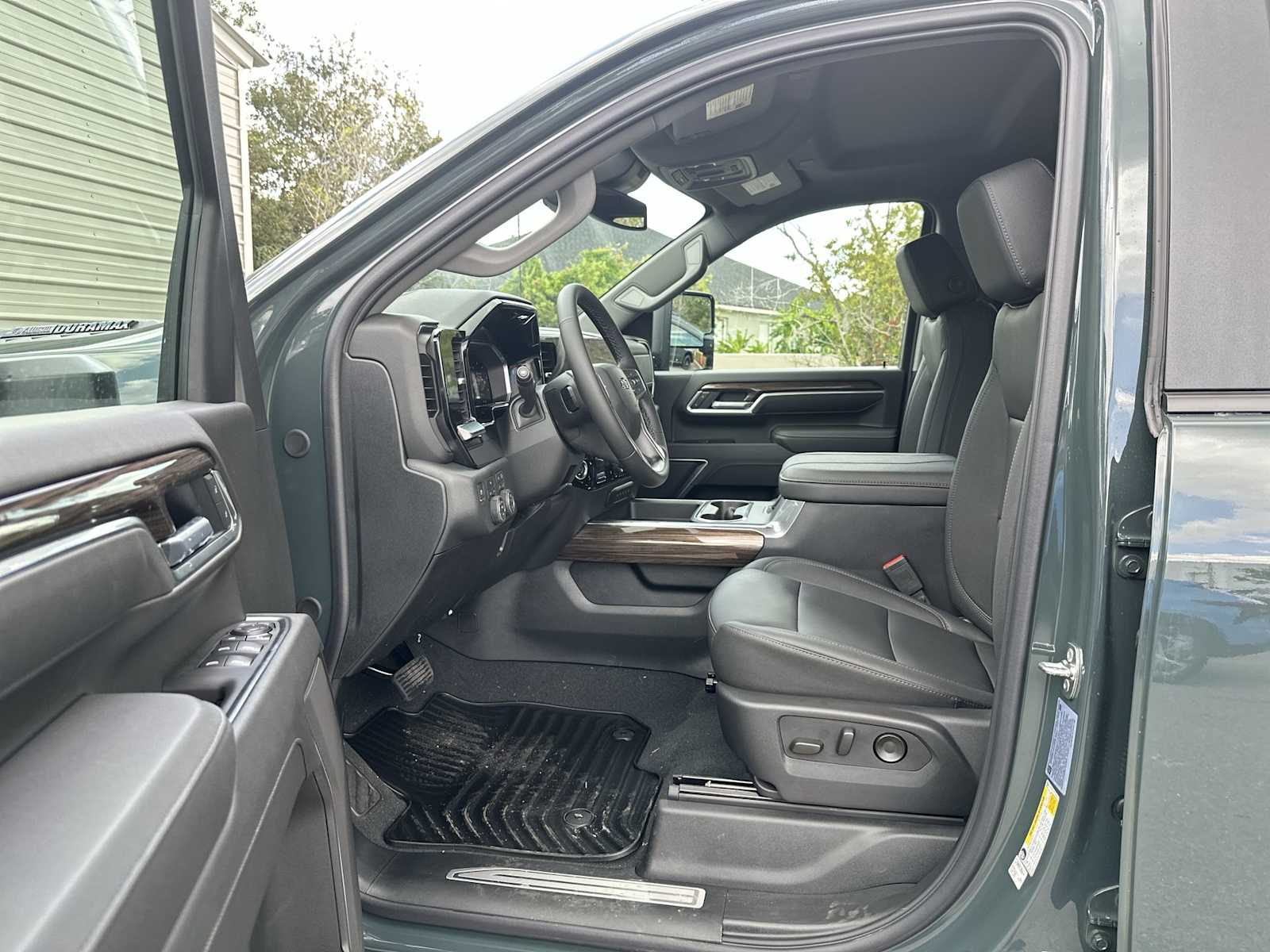 Thumbnail: 2026 Chevrolet Silverado 2500 - 2