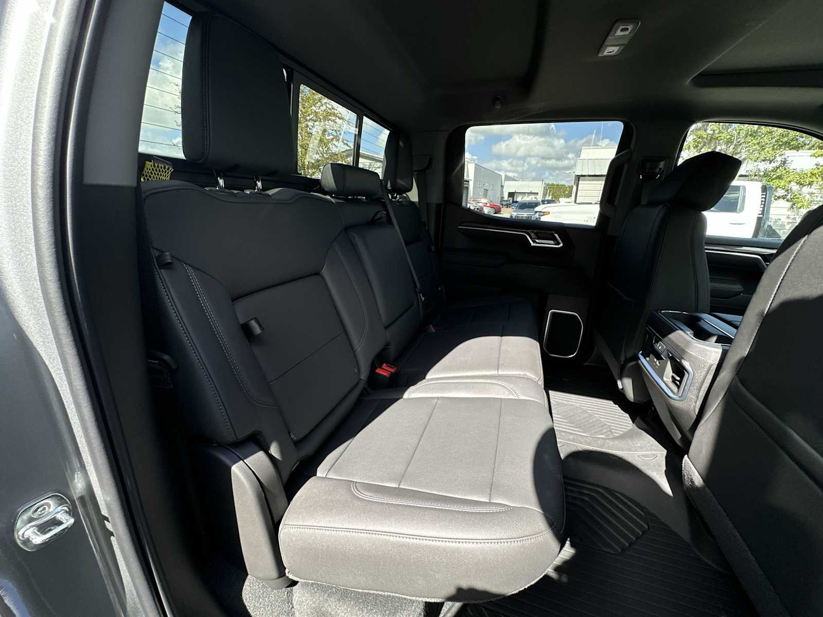 Thumbnail: 2026 Chevrolet Silverado 1500 - 18