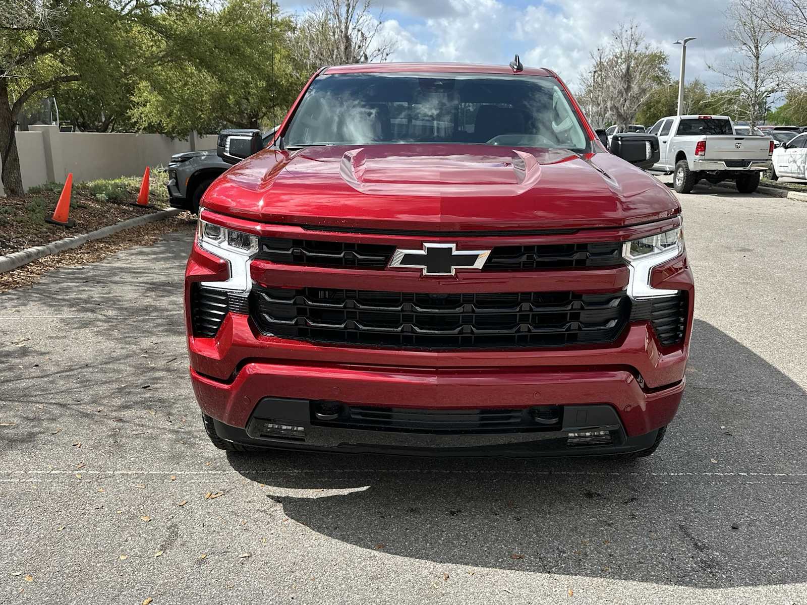 Thumbnail: 2026 Chevrolet Silverado 1500 - 9