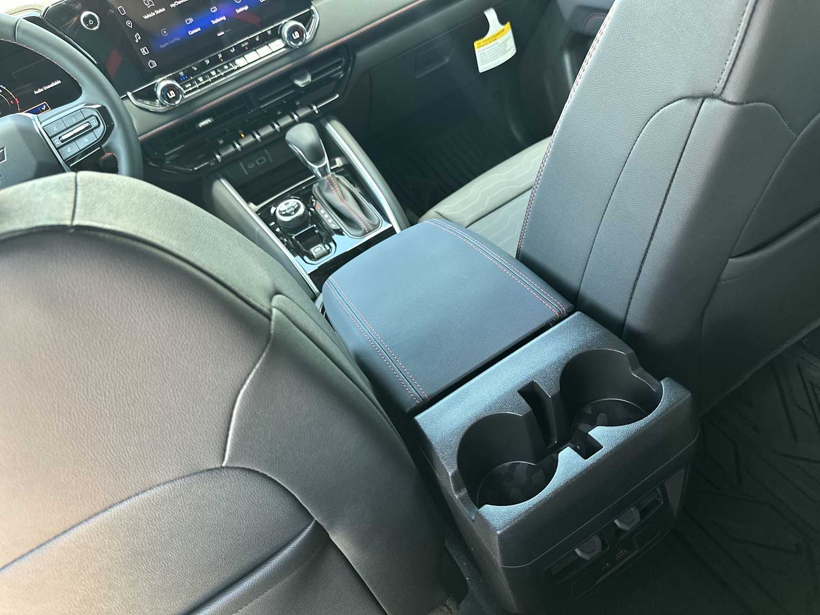 Thumbnail: 2026 Chevrolet Colorado - 21