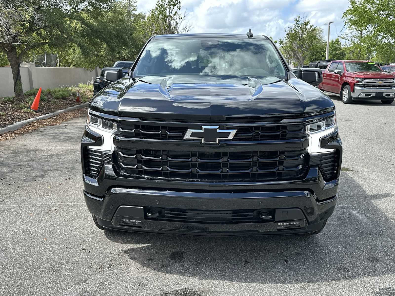 Thumbnail: 2026 Chevrolet Silverado 1500 - 9