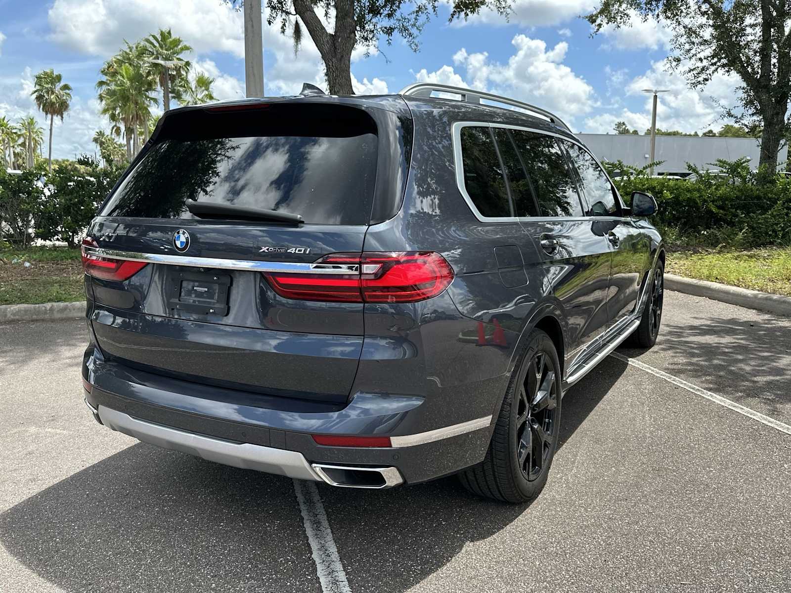 Thumbnail: 2019 BMW X7 - 6