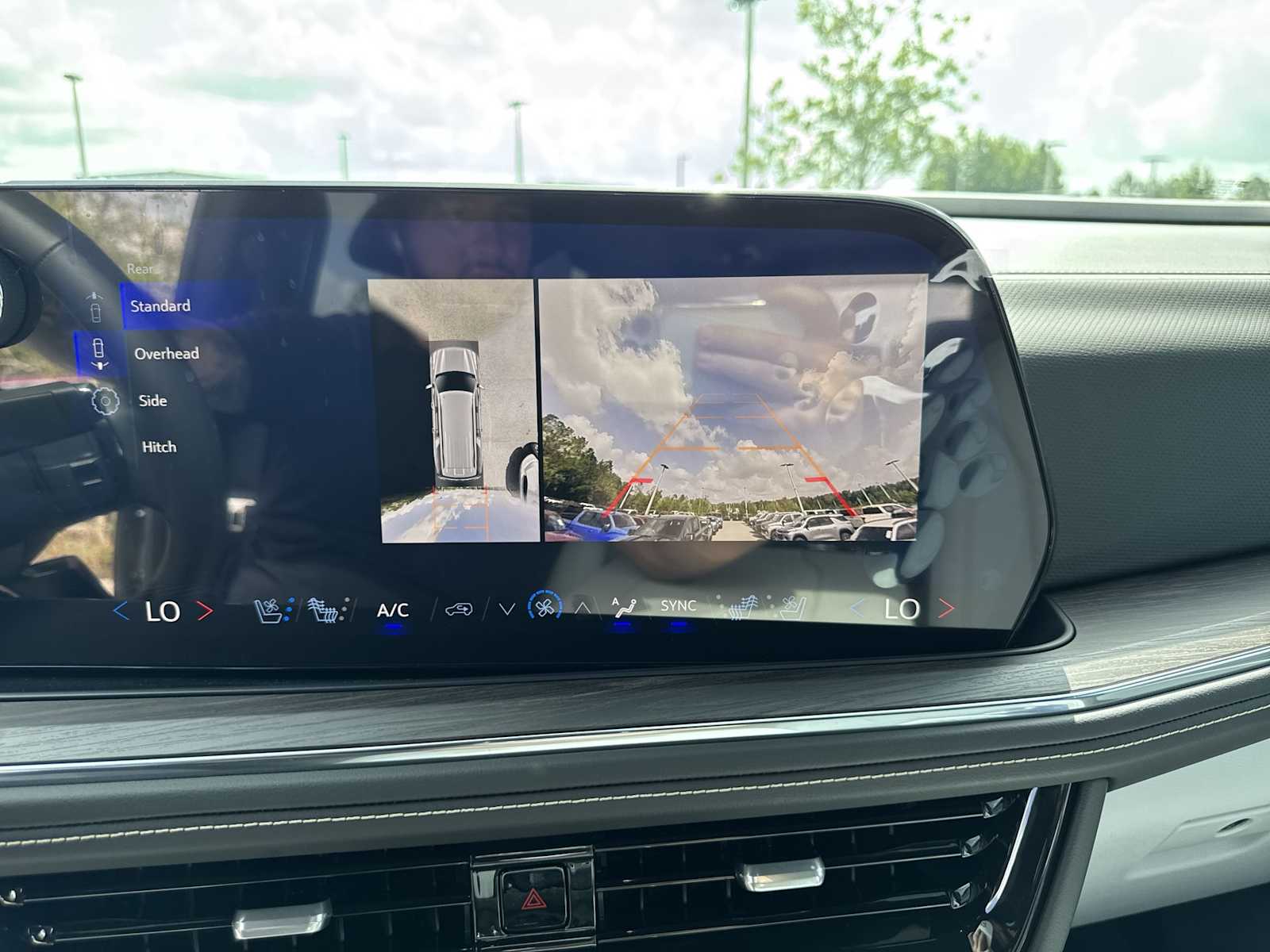 Thumbnail: 2025 Chevrolet Suburban - 22